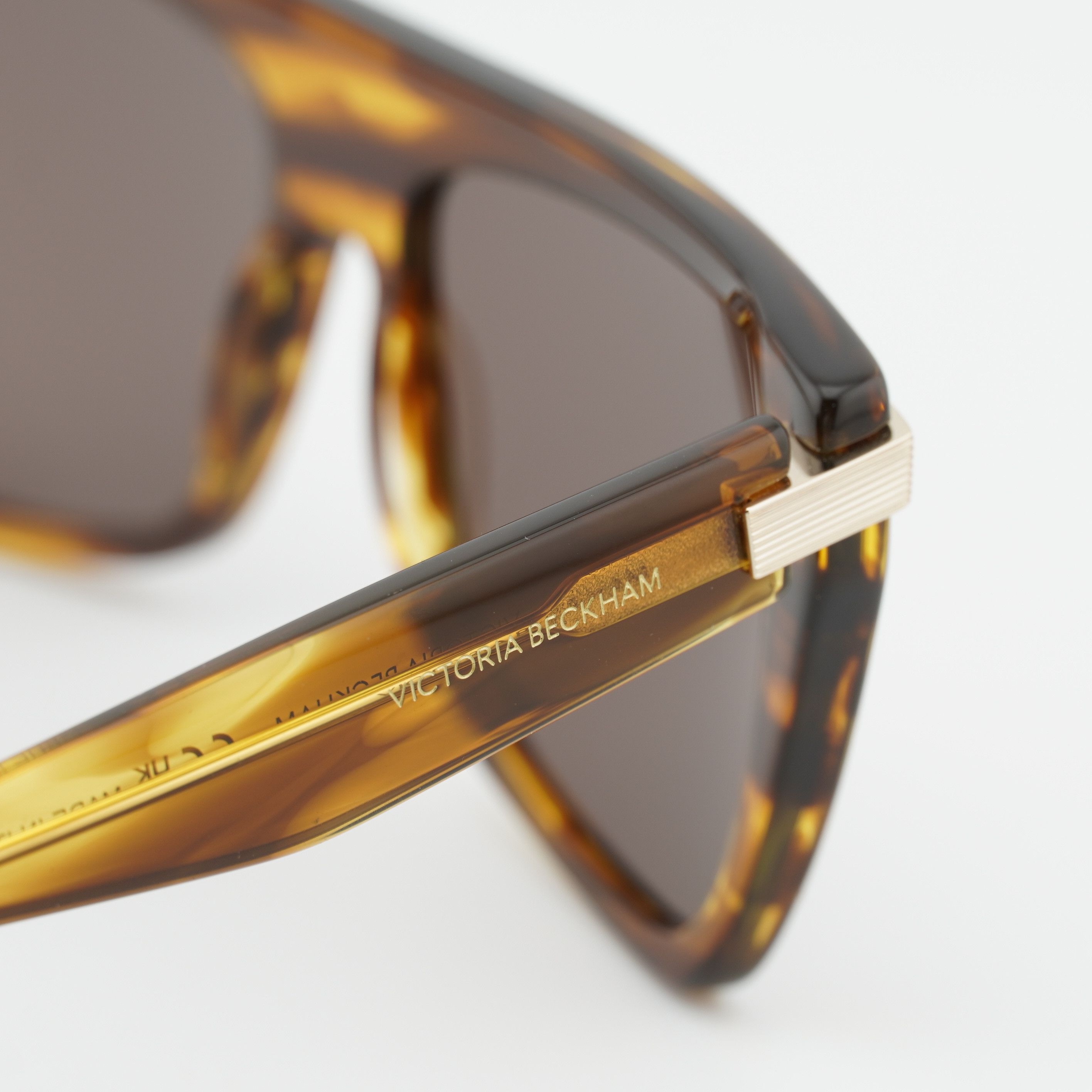 Victoria Beckham Victoria Beckham VB684S 224 Sunglasses Tobacco Square Frame Size ONE SIZE - 7 Thumbnail