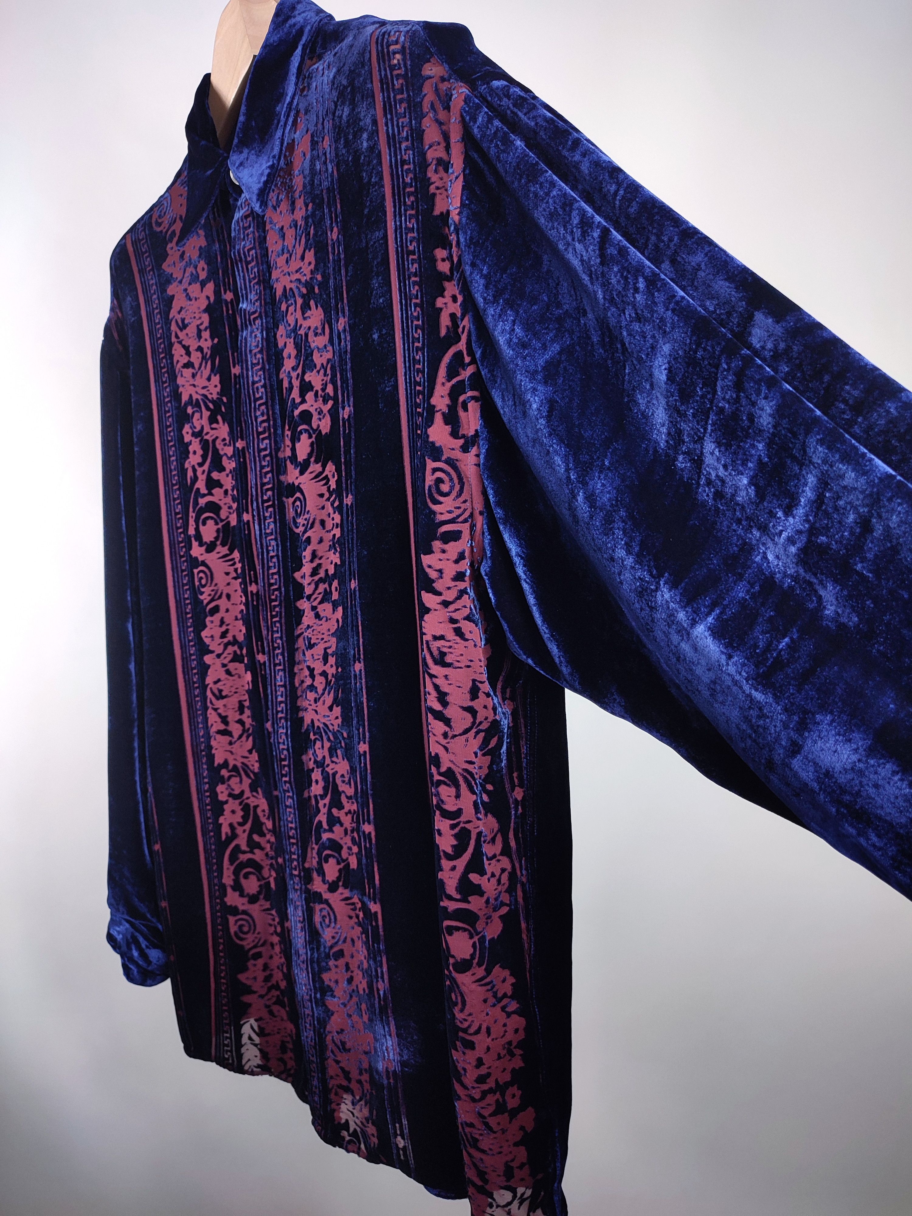 Versace Versace V2 Velour Silk Mesh Barocco Vintage Shirt Size US XL / EU 56 / 4 - 2 Thumbnail