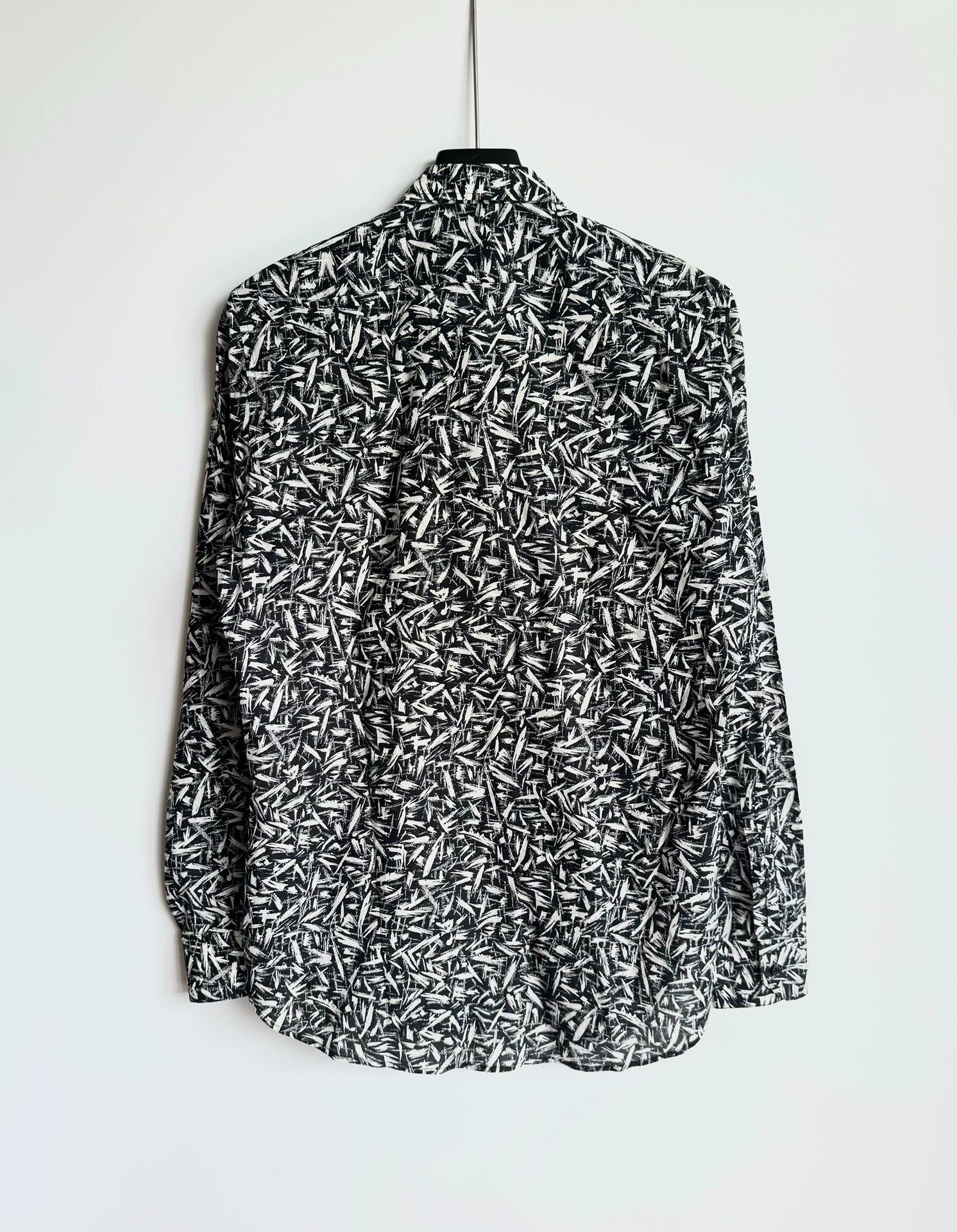 Saint Laurent Paris Saint Laurent "Thorns" Print Silk Shirt - FW17 Size US XXS / EU 40 - 3 Thumbnail