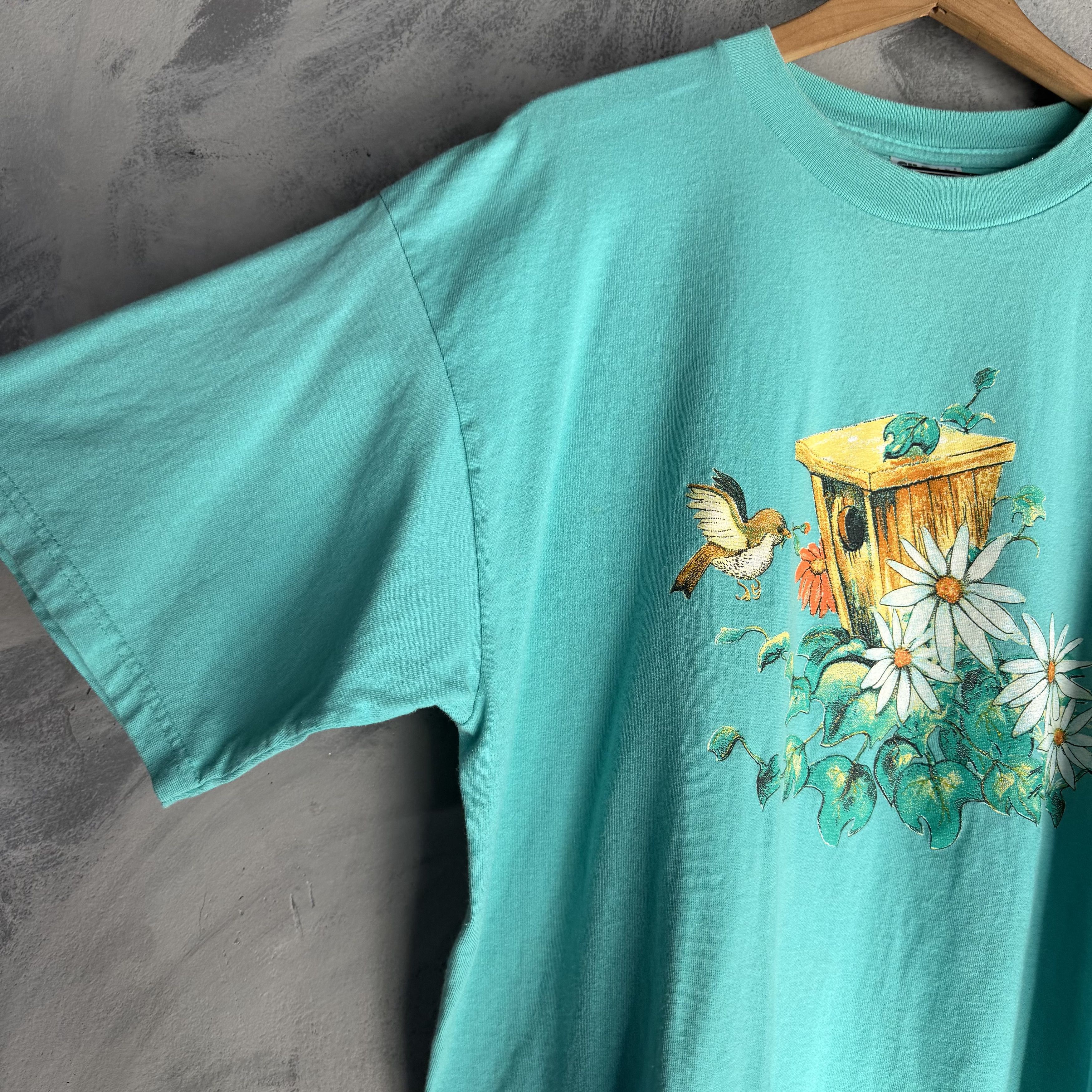 Gildan Vtg Birdhouses Floral T Shirt Grandma Core Graphic Cute 90s Size US XL / EU 56 / 4 - 2 Thumbnail