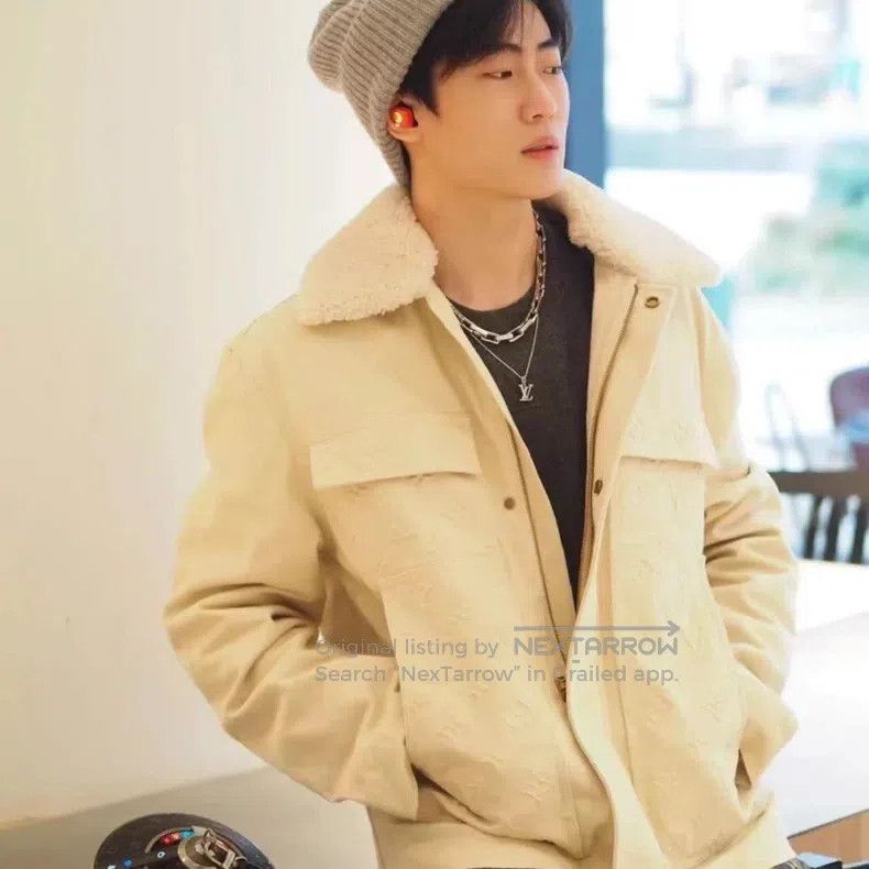 Louis Vuitton Louis Vuitton Solid Removable Fur Collar Large Pocket Jack Size US M / EU 48-50 / 2 - 6 Thumbnail