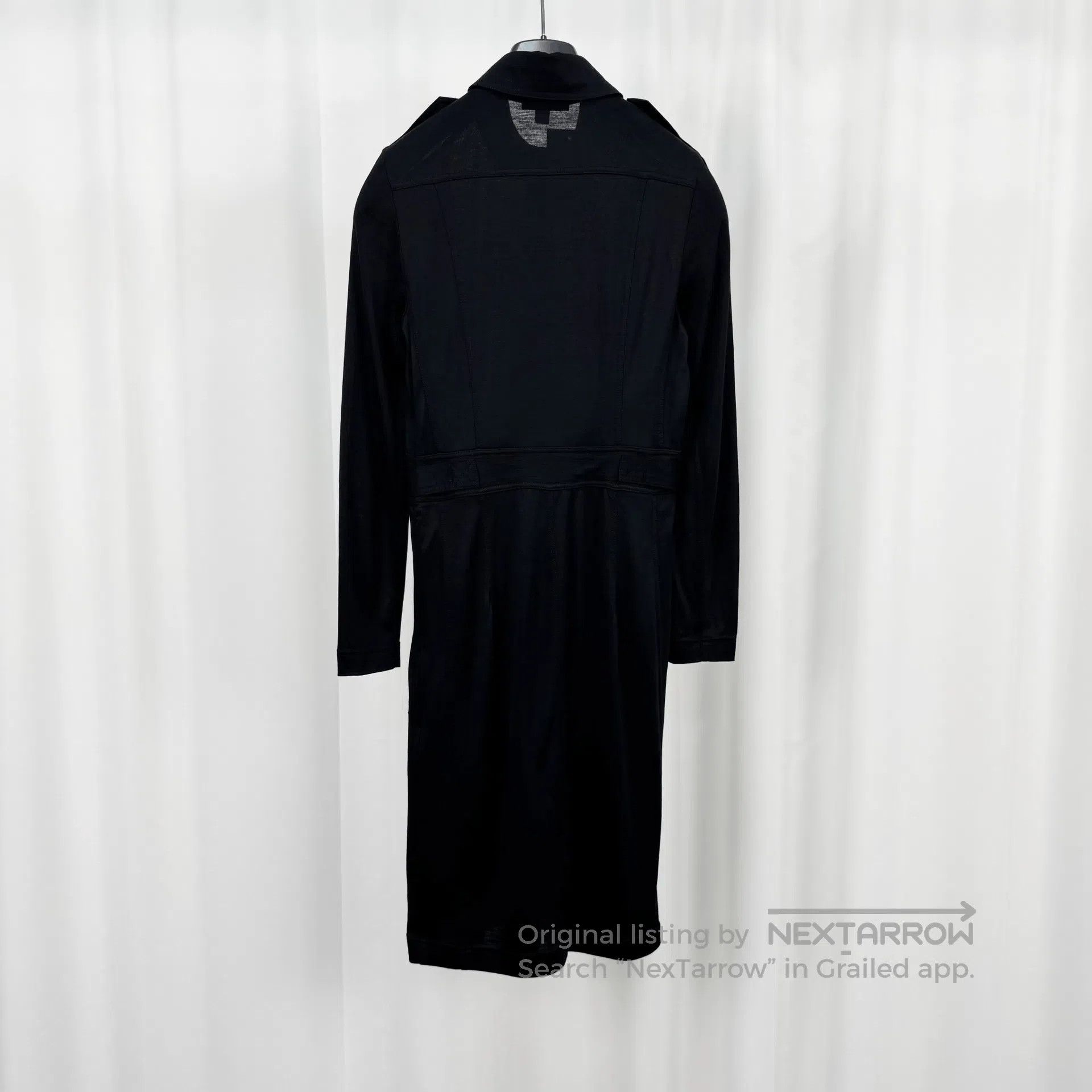 Burberry Burberry Black Epaulet Wool Dress. Size M / US 6-8 / IT 42-44 - 2 Thumbnail