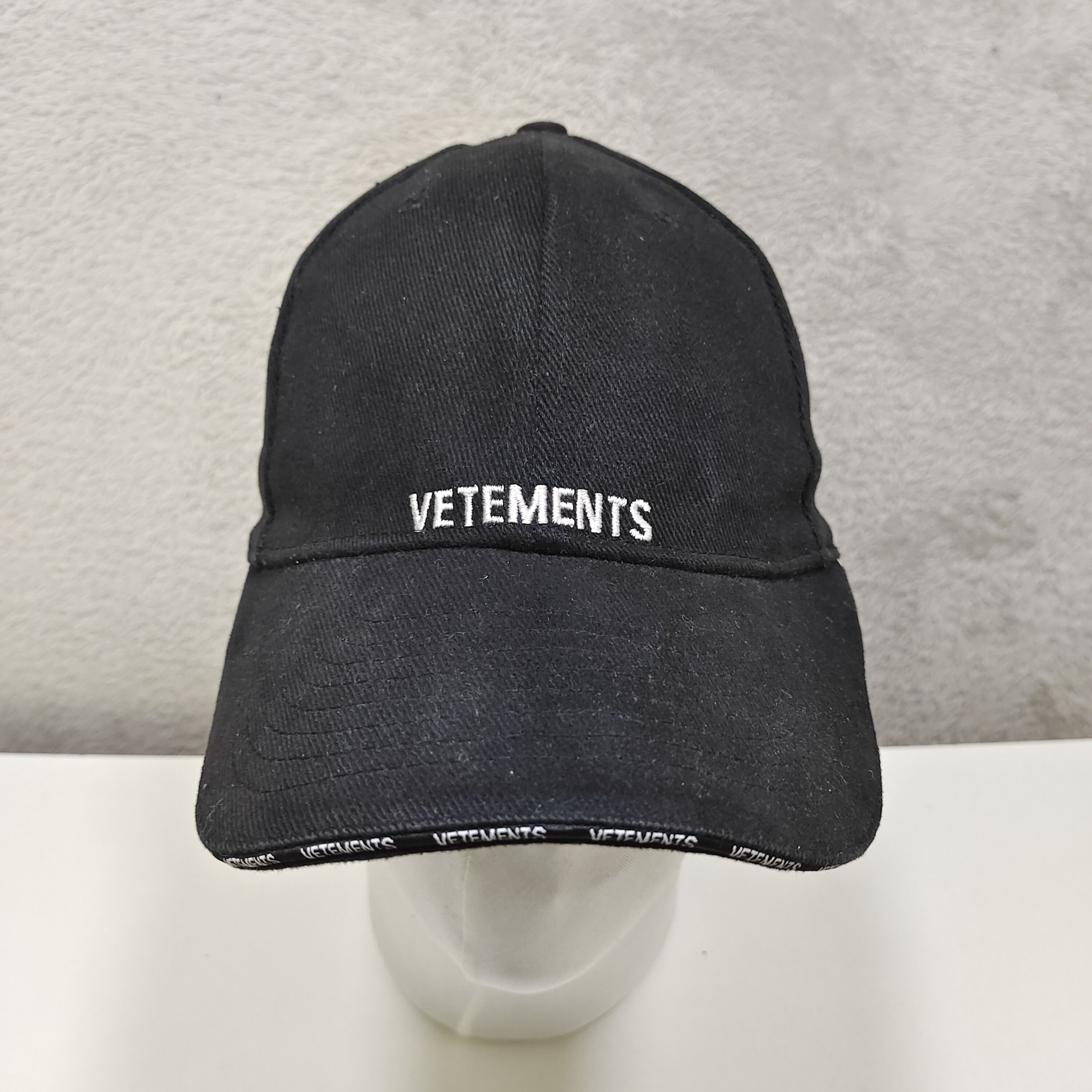 VETEMENT 100% COTTON EMBROIDERED– HIGH FASHION AVANT-GARDE