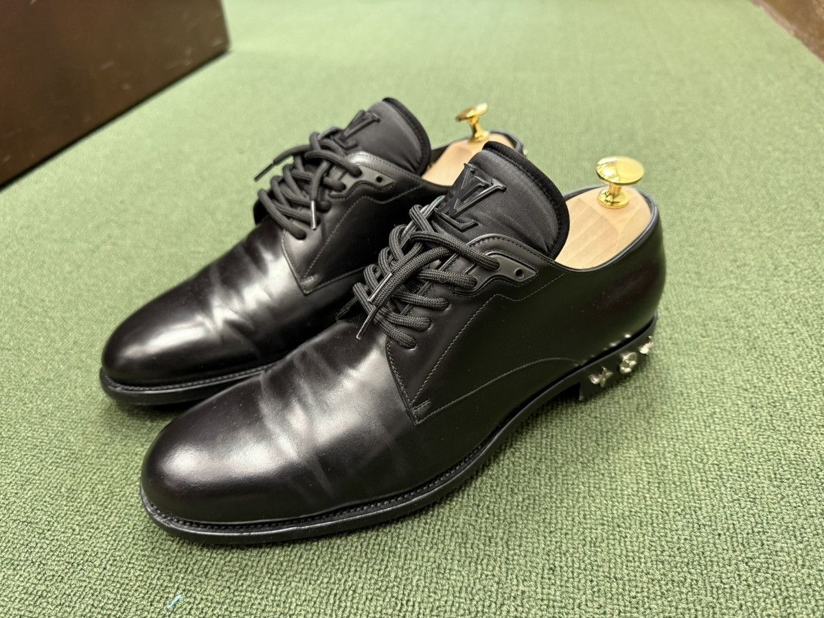 Louis Vuitton Louis Vuitton black leather monogram lace up shoes 7 Size US 7 / EU 40 - 2 Thumbnail