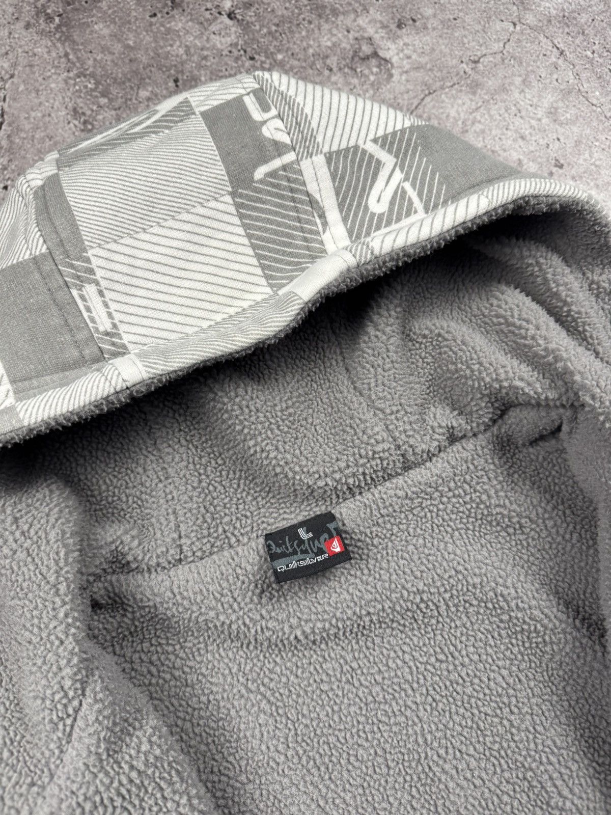 Quiksilver Vintage Y2K Sherpa fur lined Quiksilver zip up hoodie surfer Size US L / EU 52-54 / 3 - 7 Thumbnail