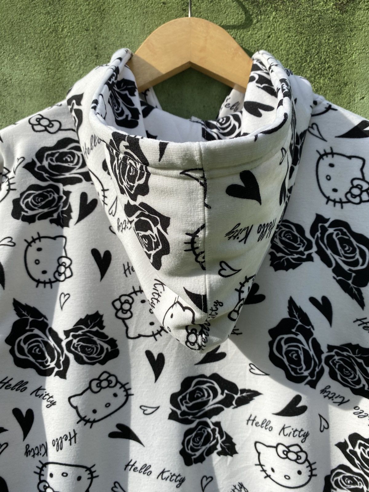 Japanese Brand Hello Kitty Japan All Over Print Zip Hoodie Black White Y2K Size US M / EU 48-50 / 2 - 10 Thumbnail