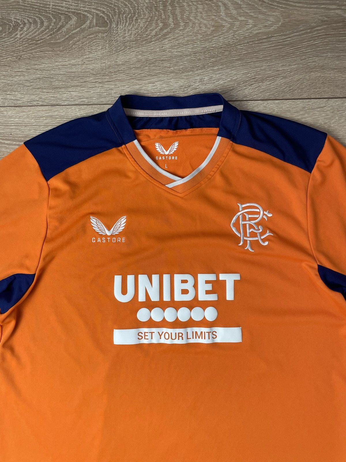 Castore RANGERS 2022/2023 THIRD FOOTBALL SHIRT SOCCER JERSEY L Size US L / EU 52-54 / 3 - 2 Thumbnail
