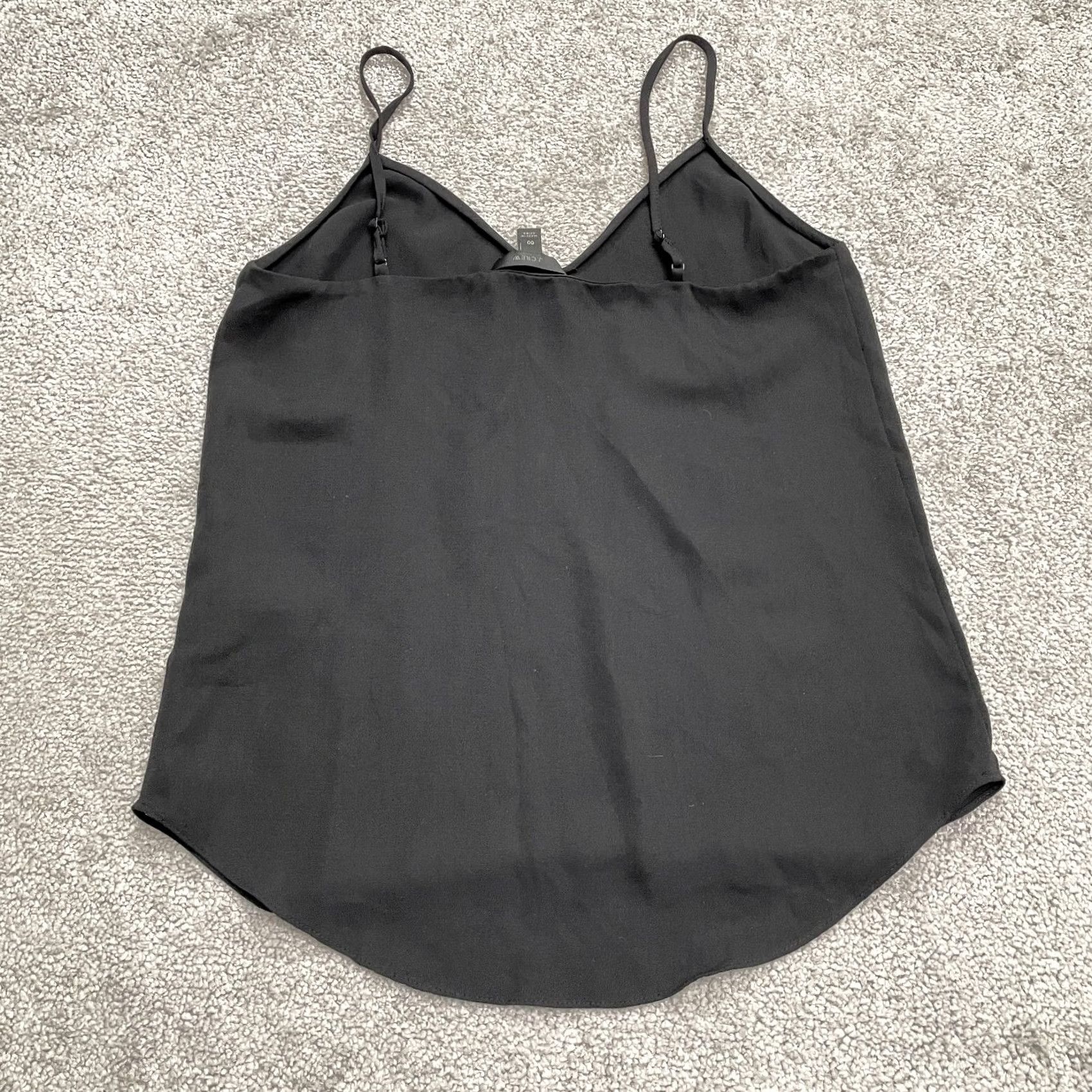 J.Crew J.Crew Camisole Tank Top 00 Black V-Neck Spaghetti Adjustable Strap Casual Women Size XXS / US 00 / IT 34 - 2 Thumbnail