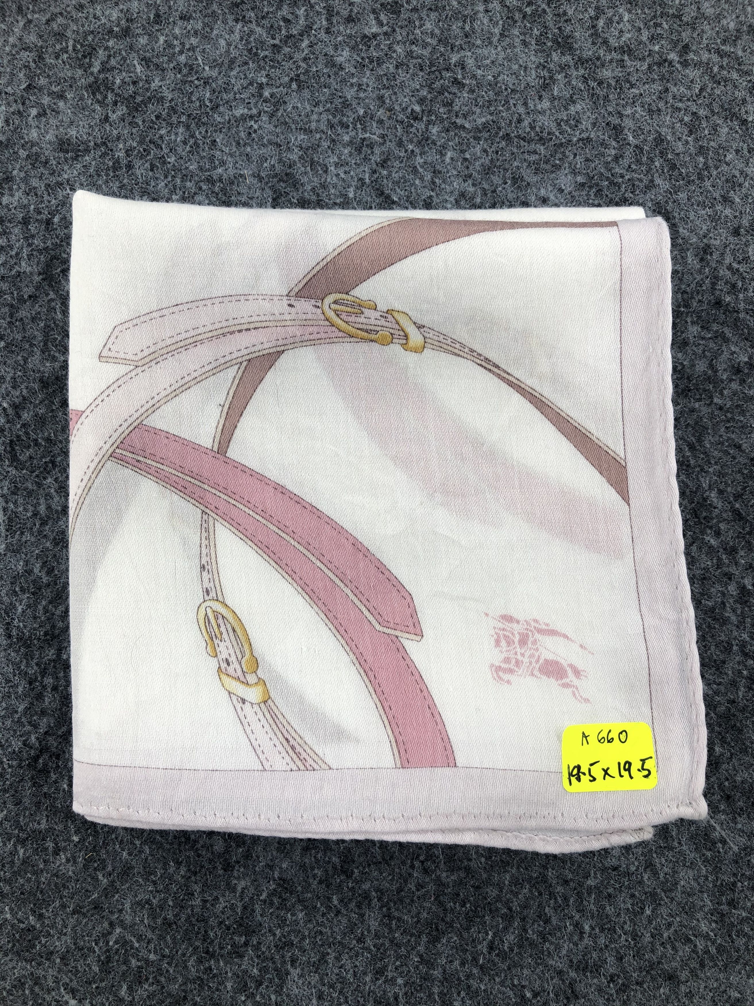 Burberry Burberry Handkerchief / Bandana / Neckerchief Size ONE SIZE - 6 Thumbnail
