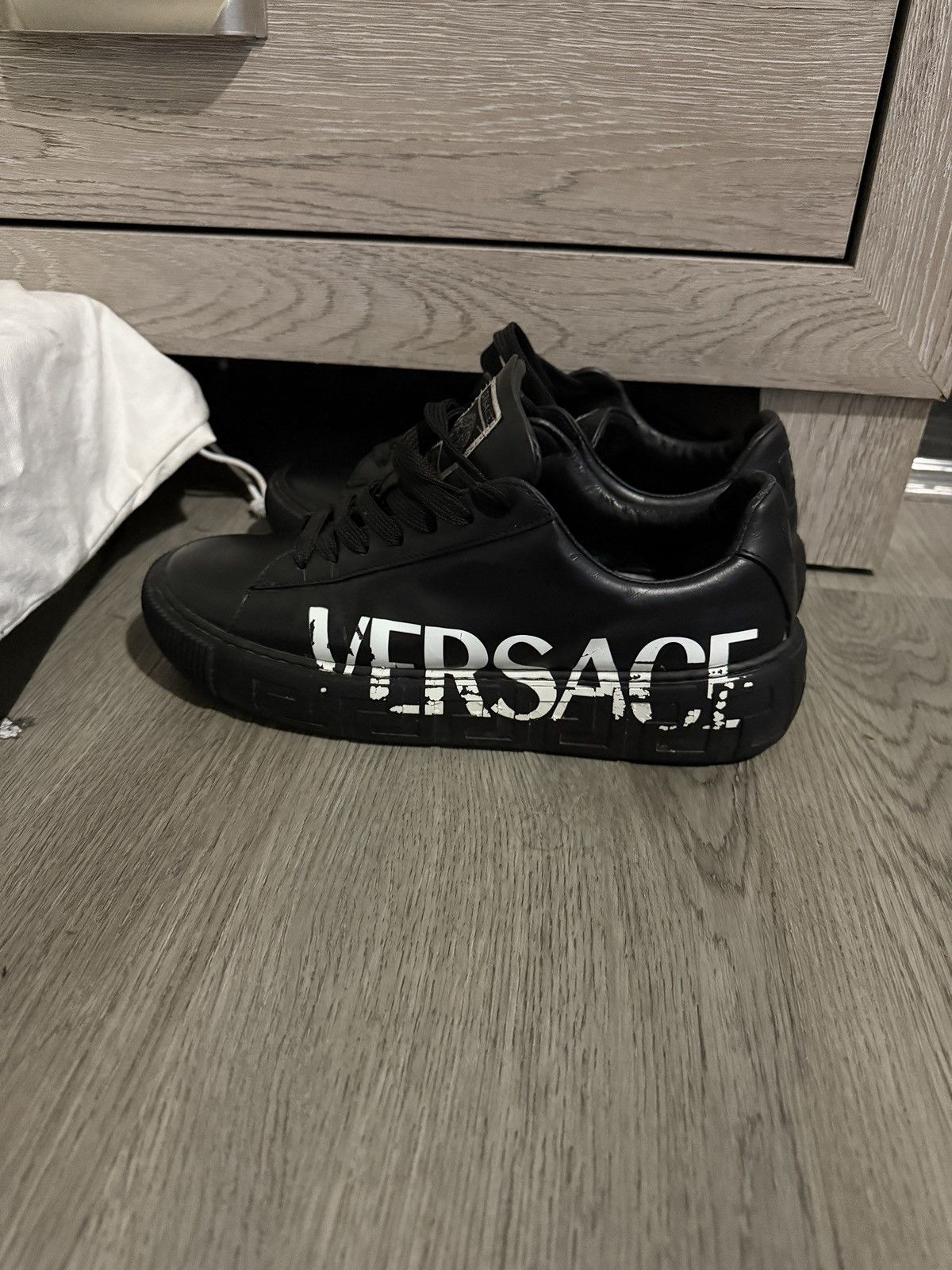Versace Versace Medusa Greca Low Size US 7 / EU 40 - 2 Thumbnail