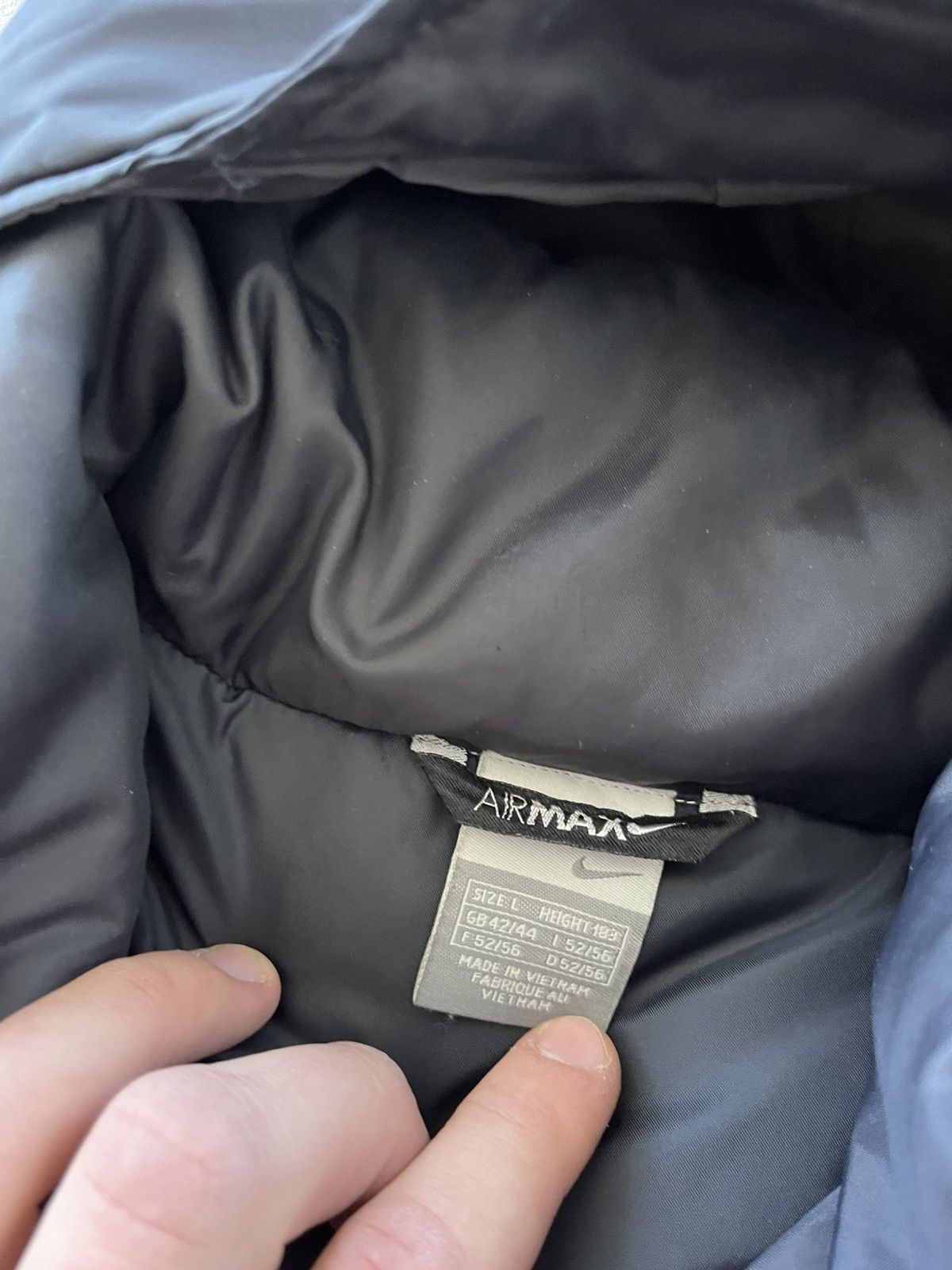 Nike Vintage Nike Puffer Down Jacket Black Small Logo Outdoor Y2K Size US L / EU 52-54 / 3 - 20 Thumbnail