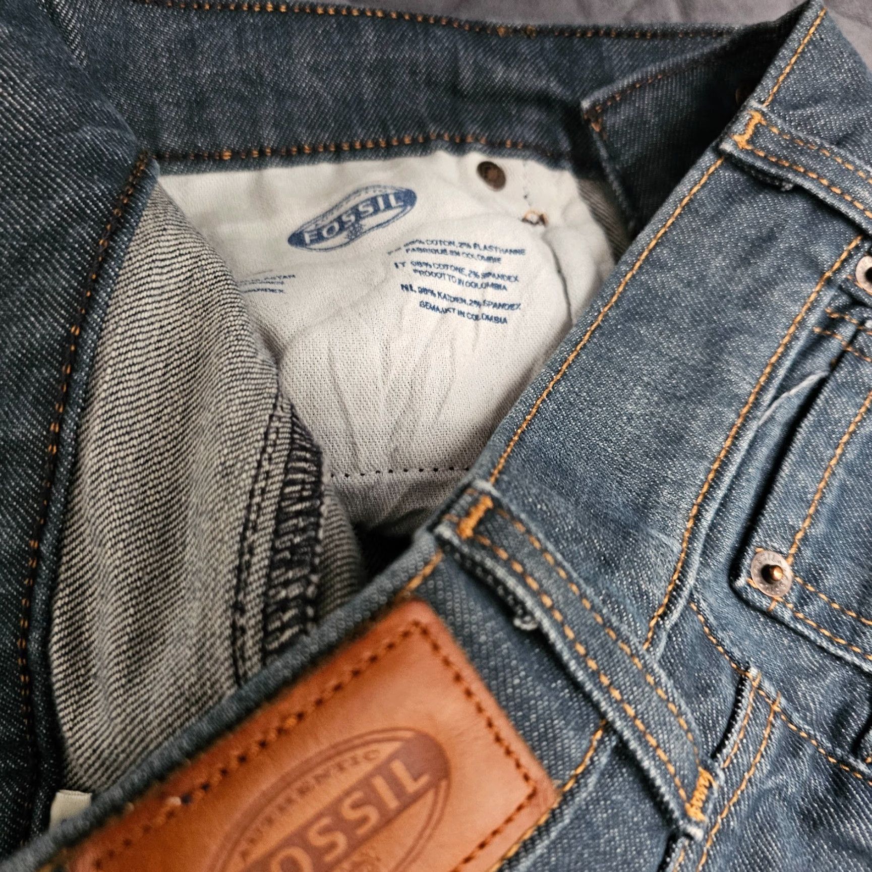 Fossil VINTAGE Fossil Straight Leg Mid Rise Dark Wash Denim Jeans Women's Size 26 Blue Size 26" / US 2 / IT 38 - 4 Thumbnail