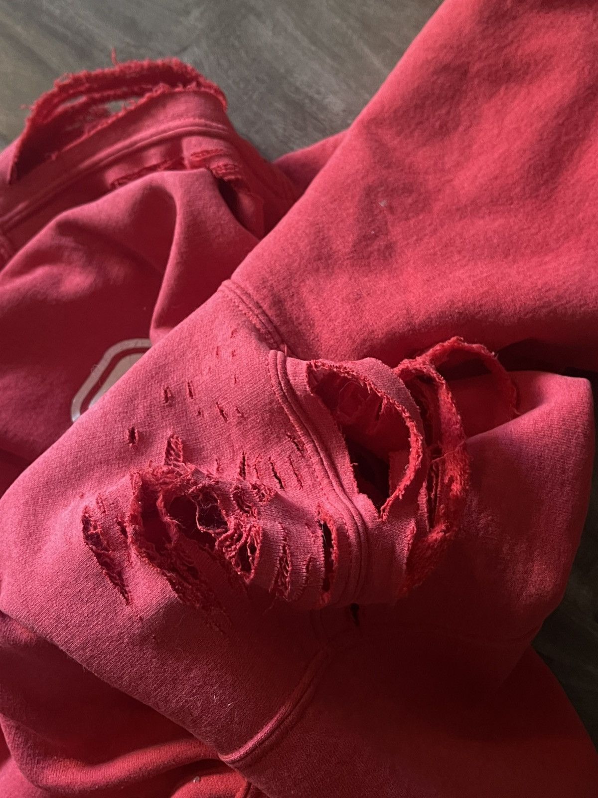 Vintage Vintage LifeGuard Thrashed Hoodie Size US M / EU 48-50 / 2 - 8 Thumbnail