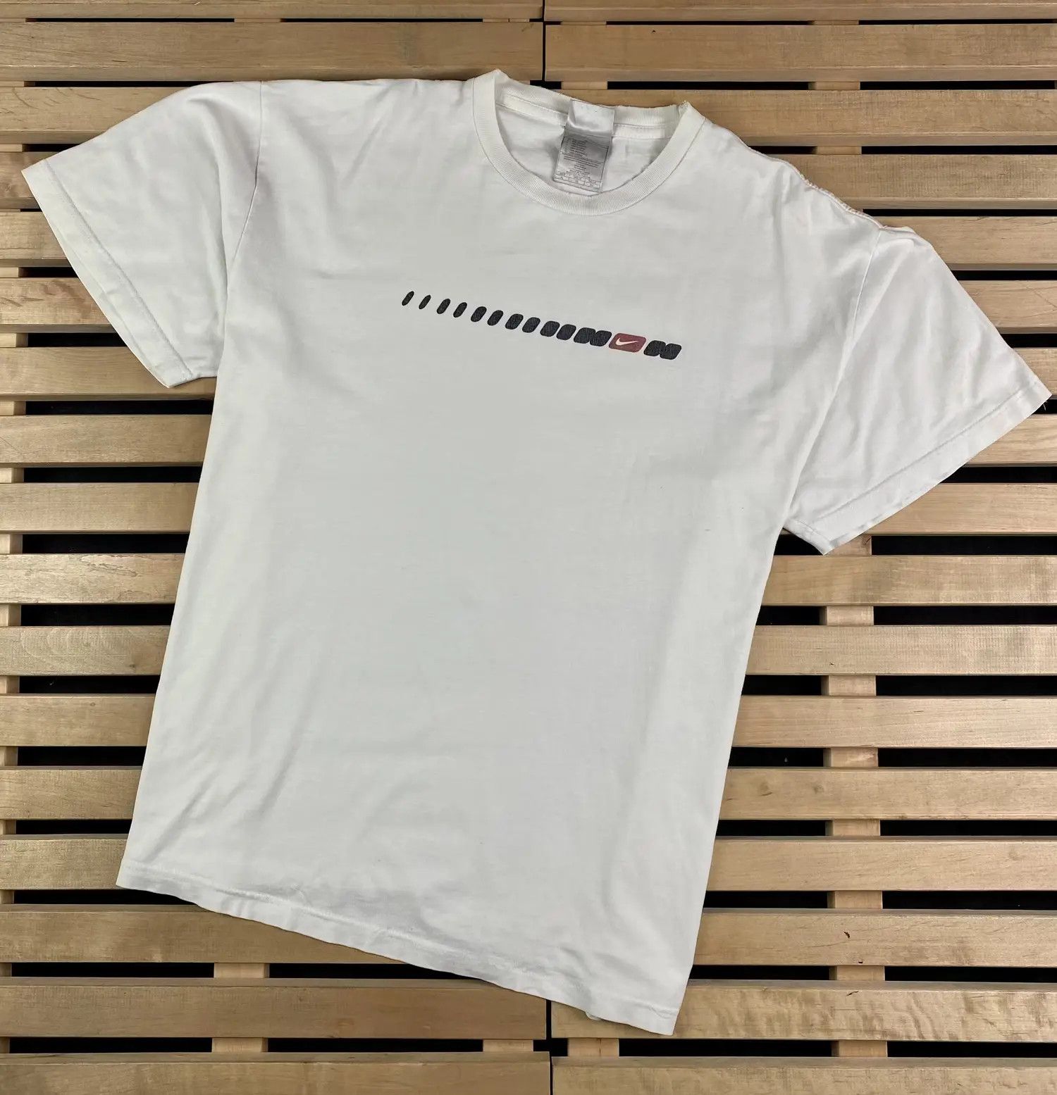 Nike Mens T Shirt Nike Vintage Size XL Size US XL / EU 56 / 4 - 1 Thumbnail