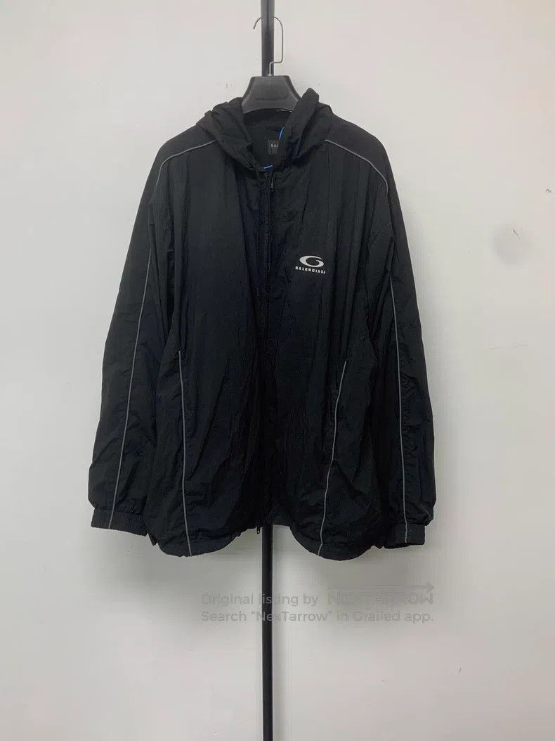 Balenciaga Balenciaga Washed Nylon Drawstring Hooded Long Sleeve Jack Size US XS / EU 42 / 0 - 1 Thumbnail