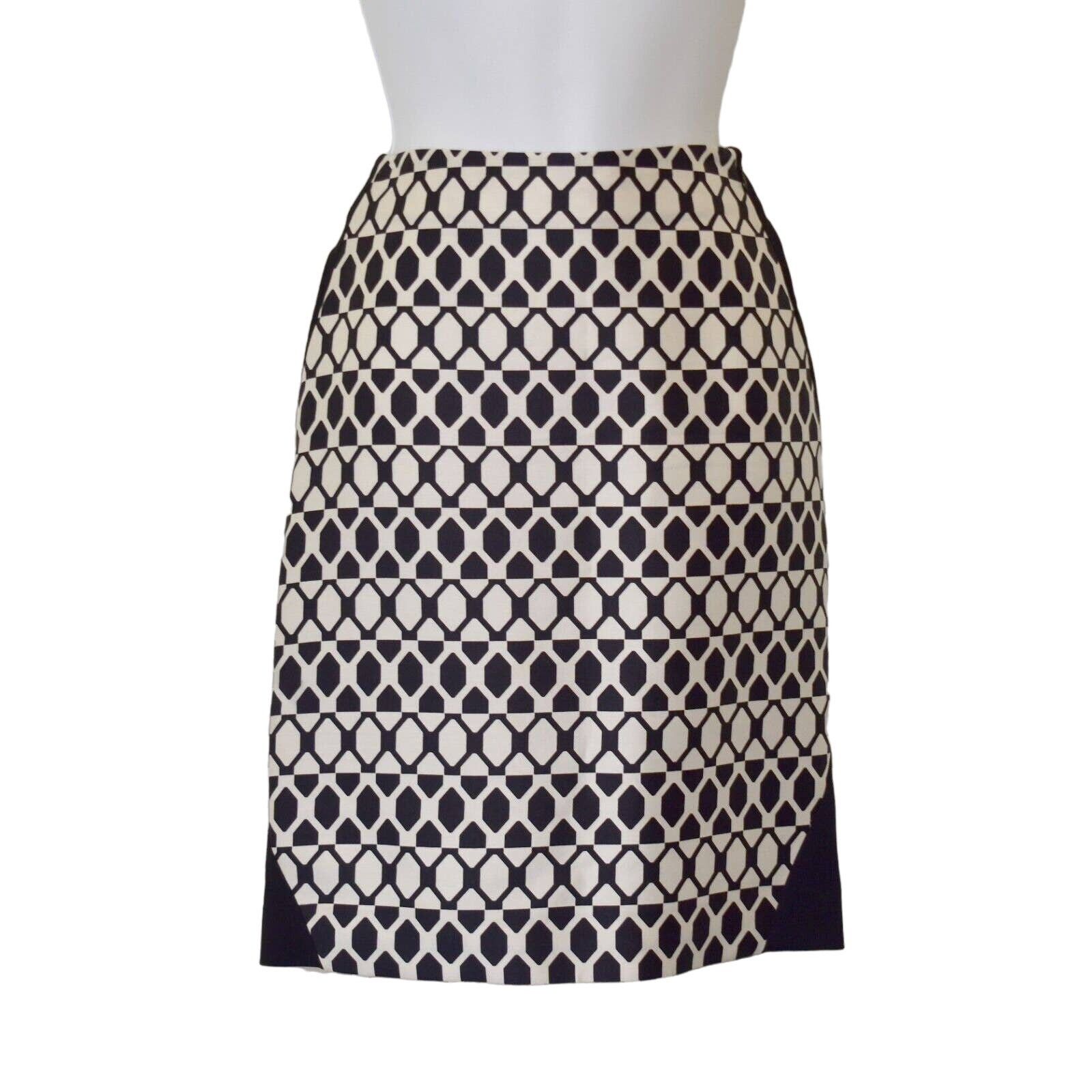 Diane von Furstenberg A5 DIANE VON FURSTENBERG Emma Mikado Pencil Skirt Size 4 Size 27" / US 4 / IT 40 - 1 Thumbnail