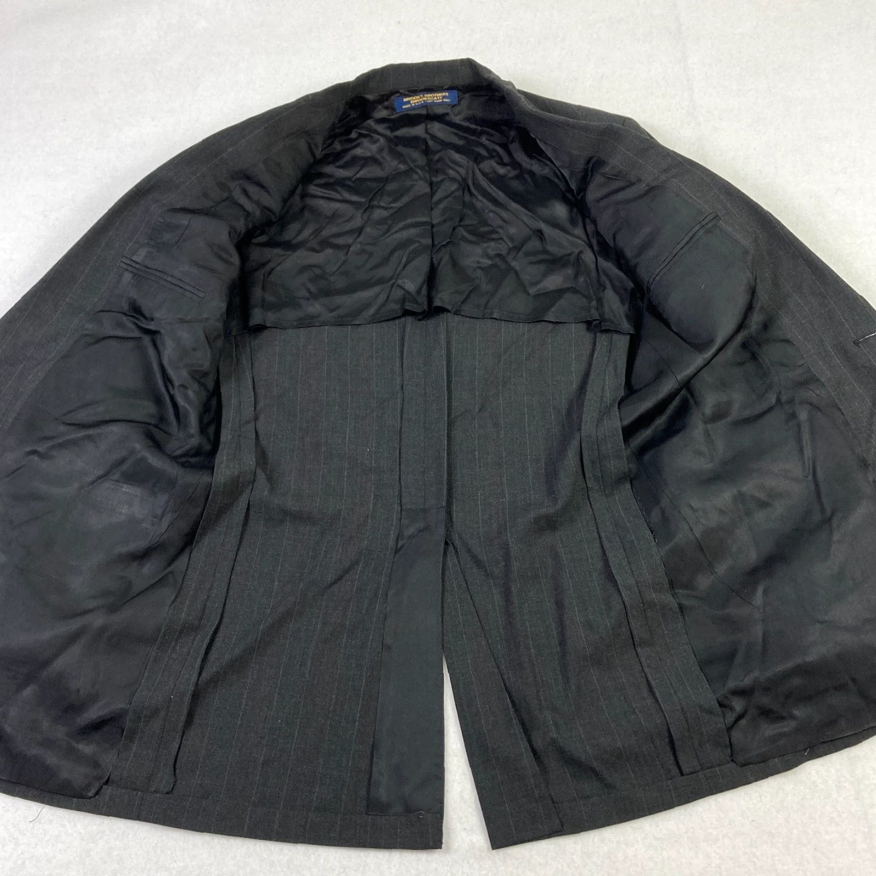 Brooks Brothers Brooks Brothers Brooksgate Blazer Mens 44 Black Wool Striped Union Made Blazer Size 44R - 6 Thumbnail