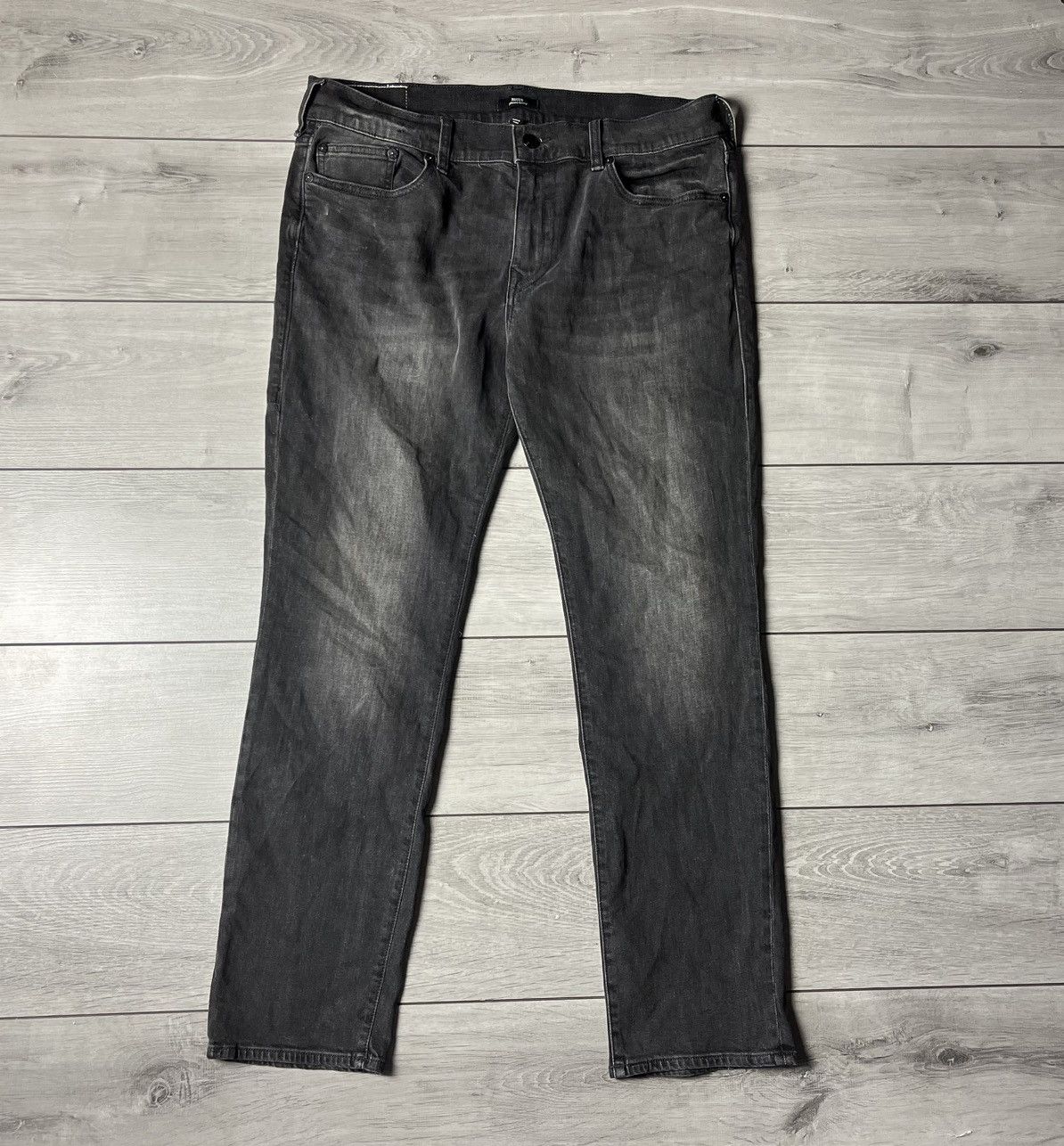 True Religion True Religion Rocco relaxed skinny jeans size 36 Size US 36 / EU 52 - 1 Thumbnail