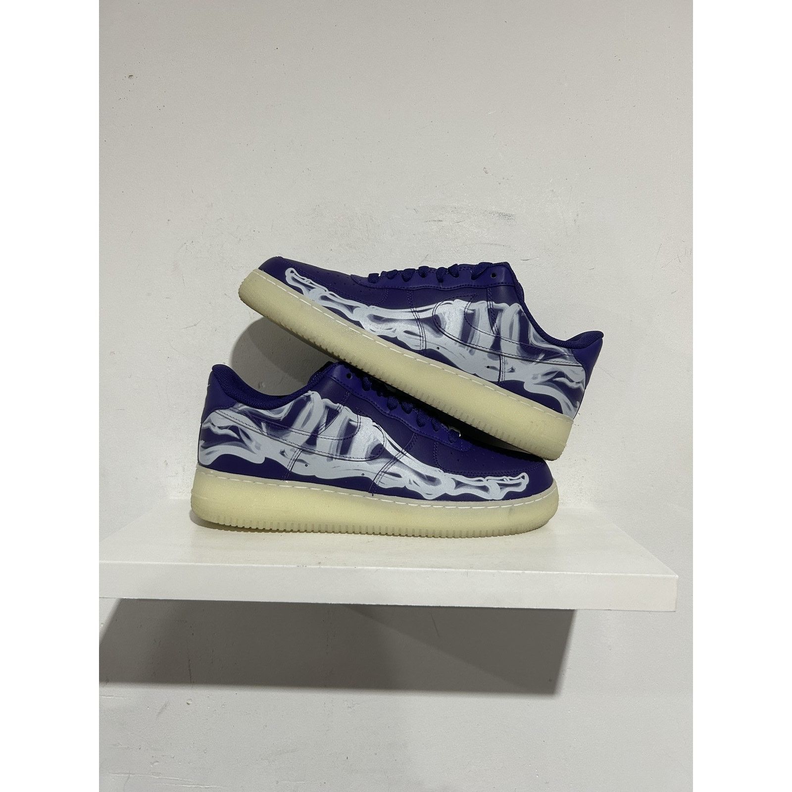 Nike NIKE AIR FORCE 1 LOW PURPLE SKELETON SIZE 11 PREOWNED Size US 11 / EU 44 - 1 Thumbnail