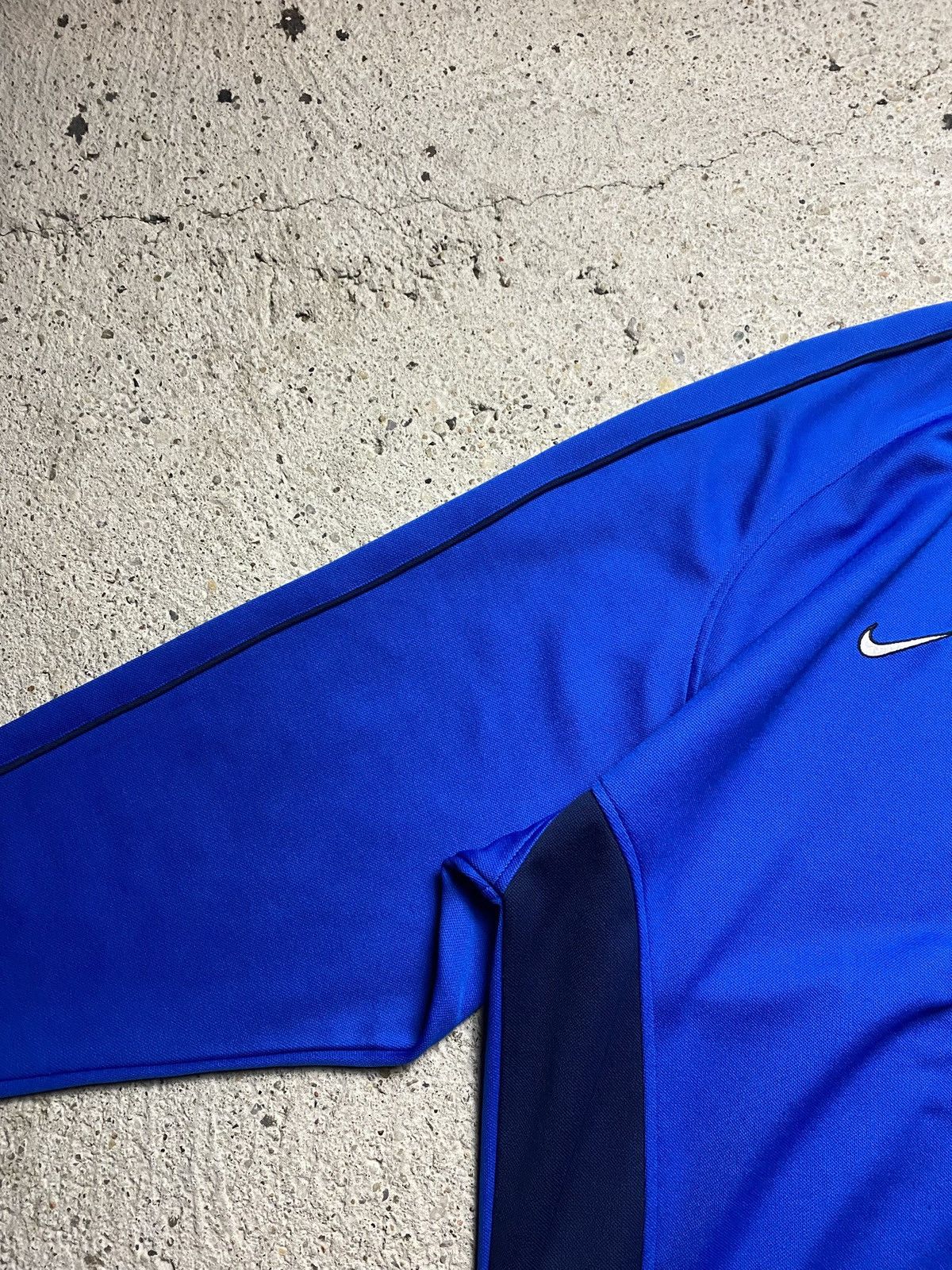 Nike Nike vintage sweatshirt navy retro 90s crewneck pinterest Size US XL / EU 56 / 4 - 8 Thumbnail