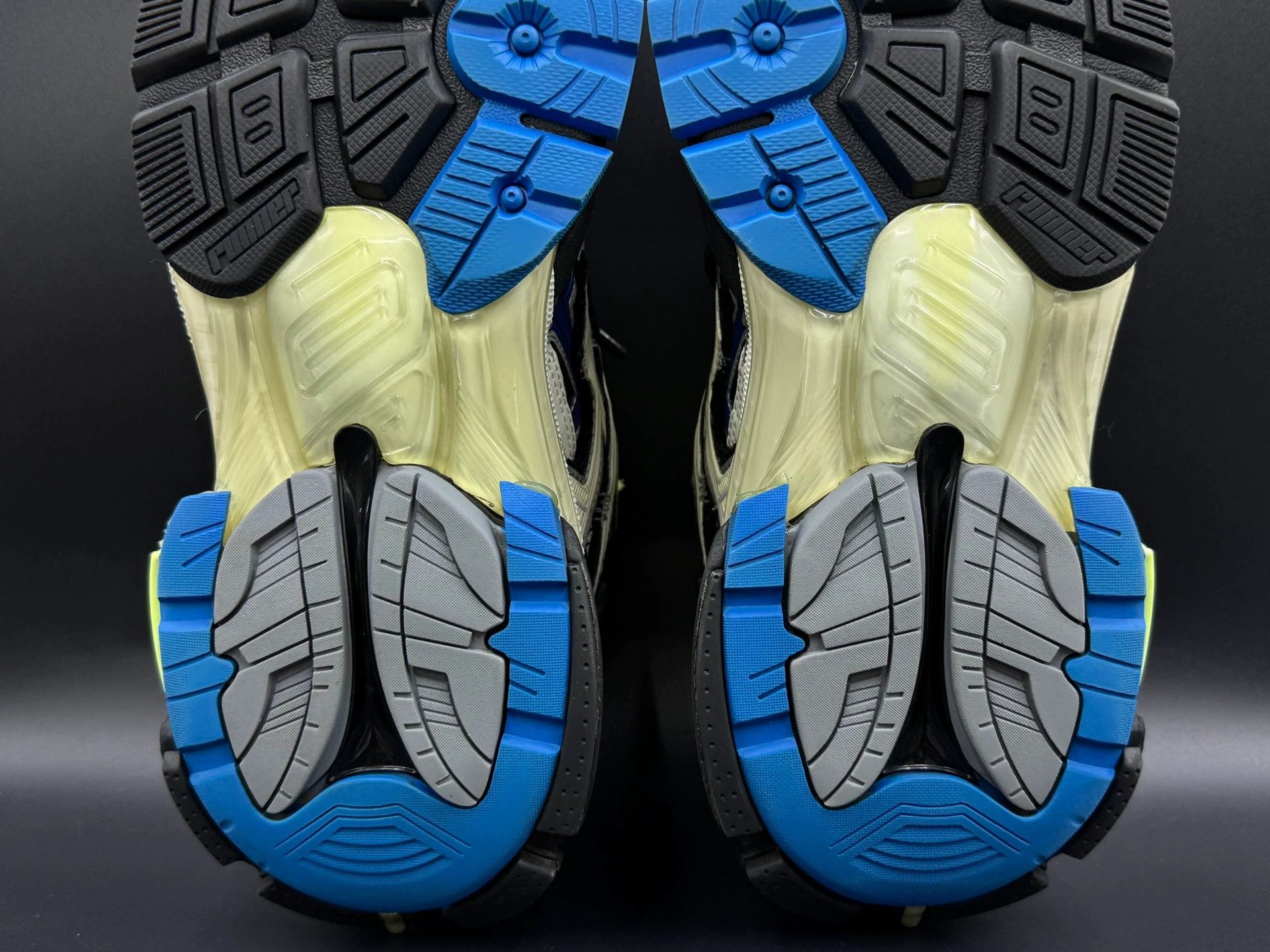 Balenciaga Runner Round Toe Lace-up Low-top Running Shoes