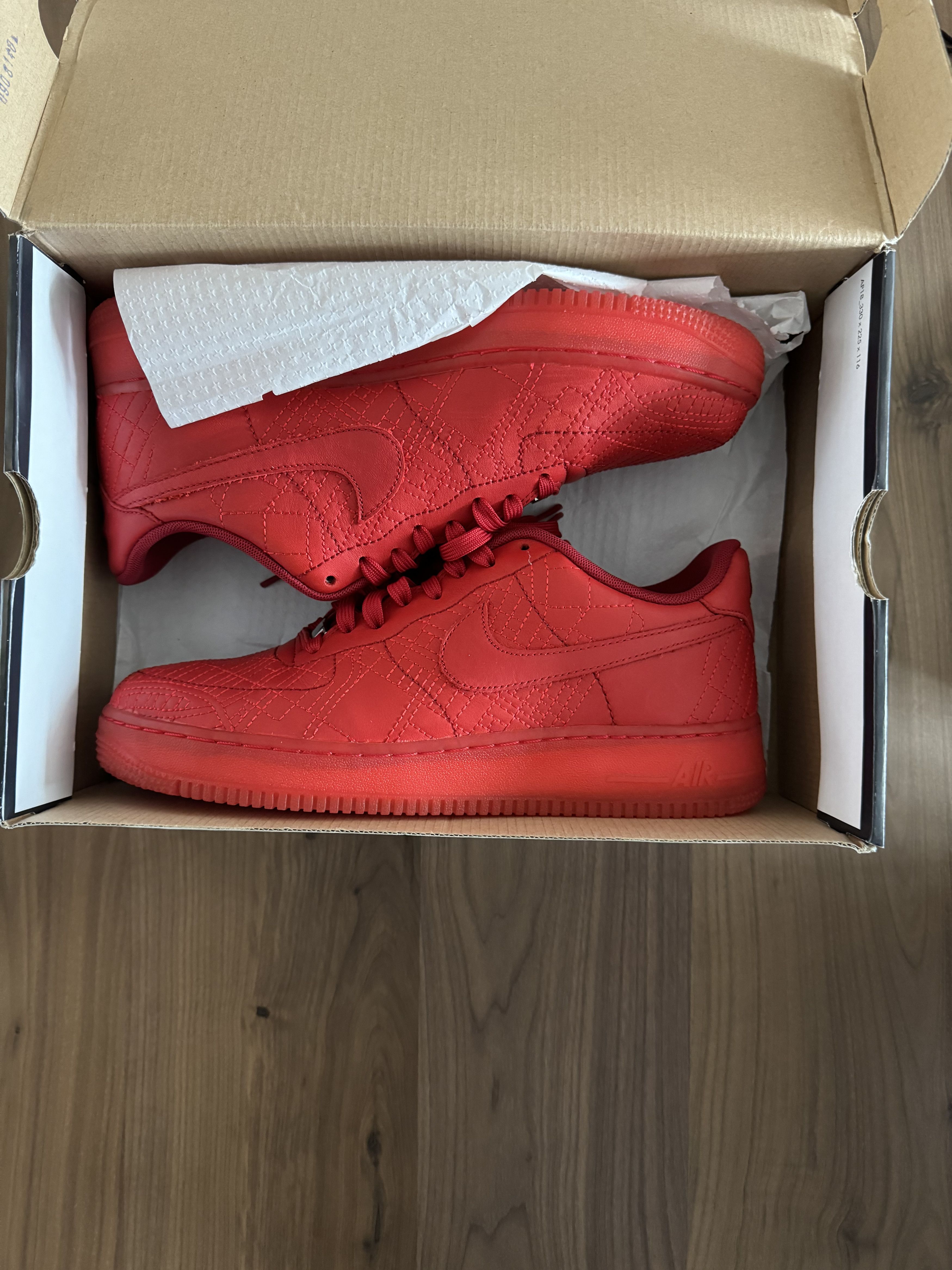 image of Nike Air Force 1 ‘07 Fw Qs Shoes in University Red, Men's (Size 10)