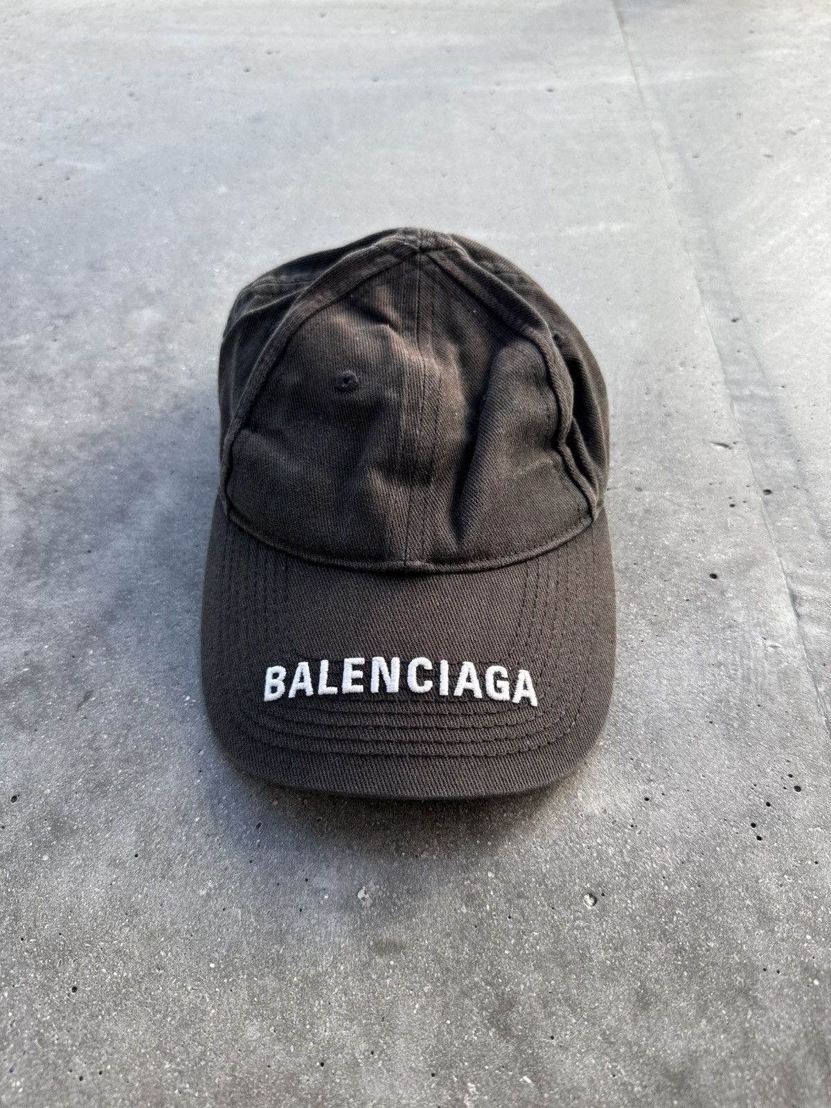 Balenciaga Balenciaga SS18 logo Hat distressed Archive Designer grail Size ONE SIZE - 1 Thumbnail