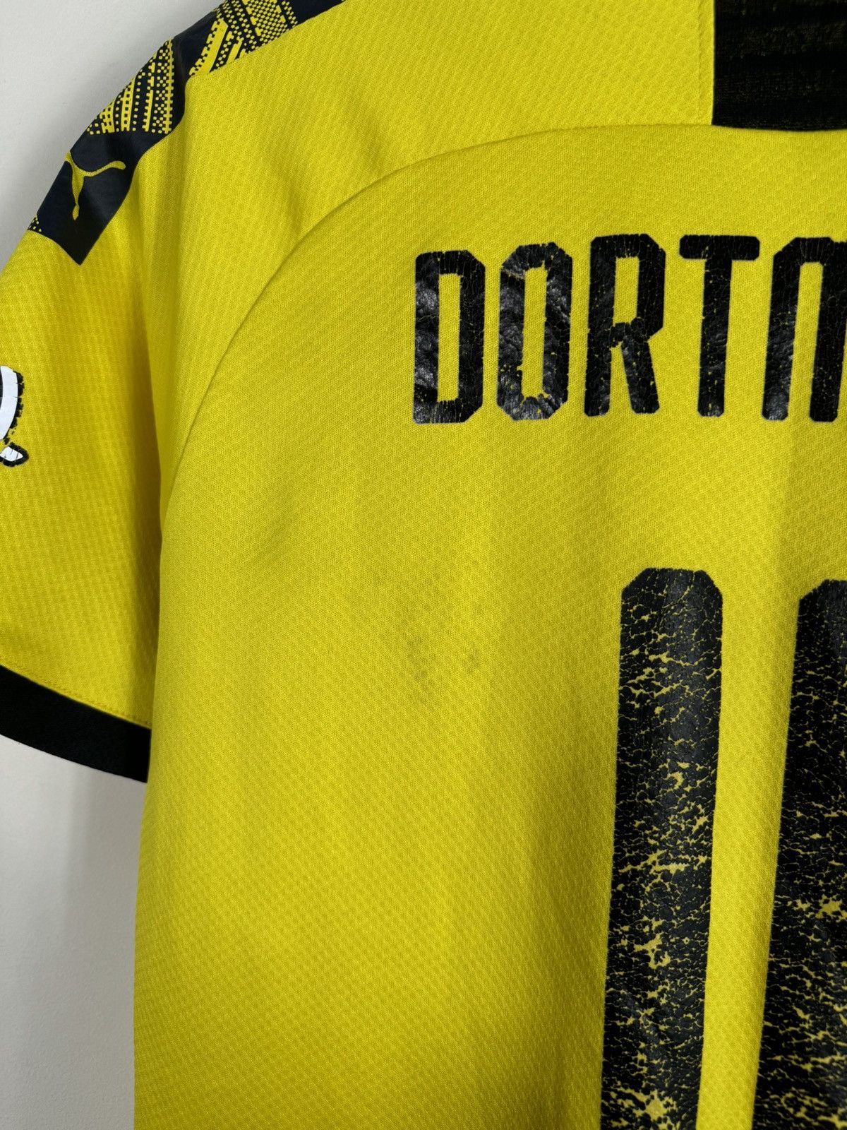 Other Marco Reus BORUSSIA DORTMUND 2019-20 PUMA HOME FOOTBALL Size US S / EU 44-46 / 1 - 10 Thumbnail