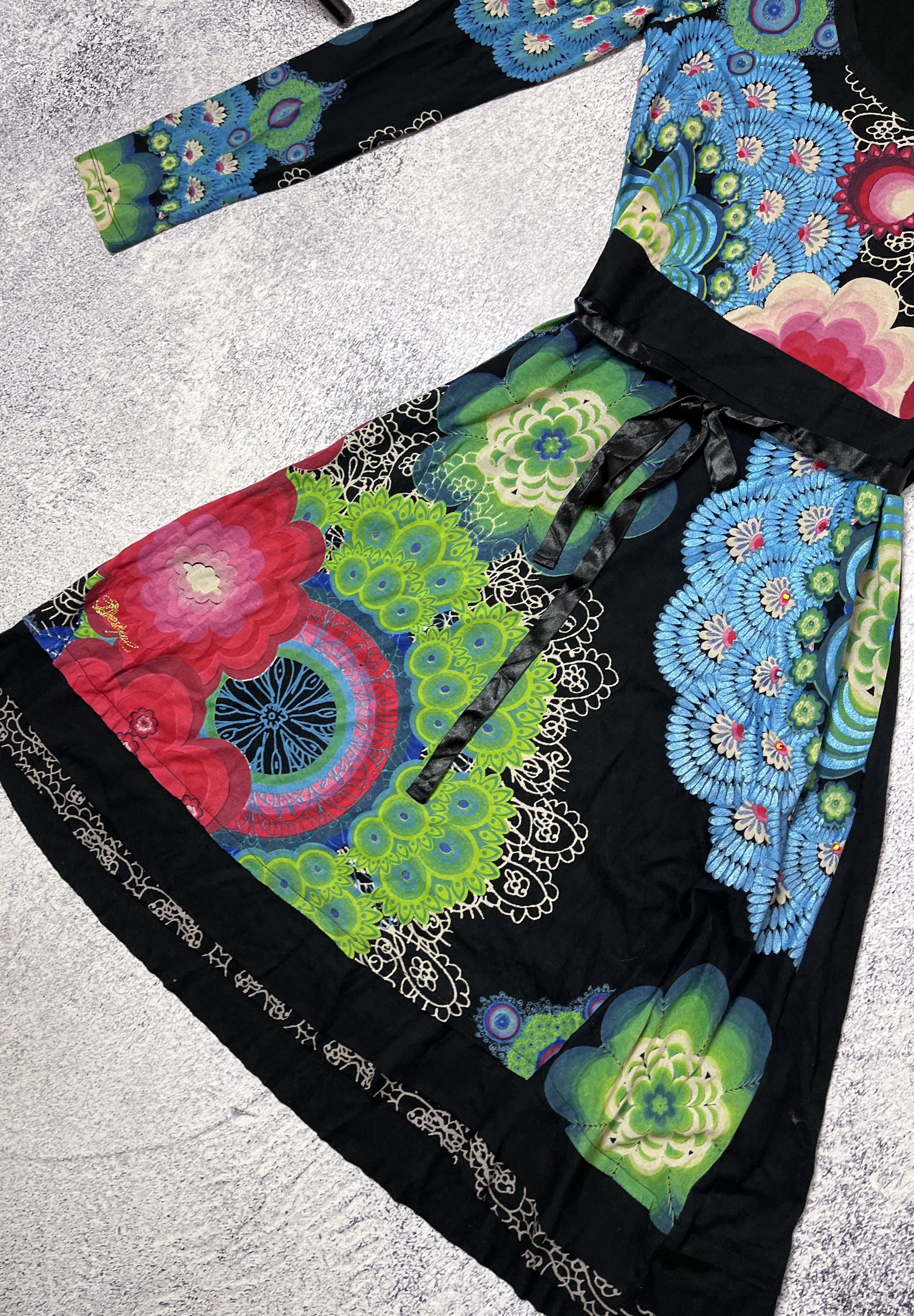 Designer × Vintage Vintage women dress Designer 3D logo flowers size Xl Size XL / US 12-14 / IT 48-50 - 2 Thumbnail