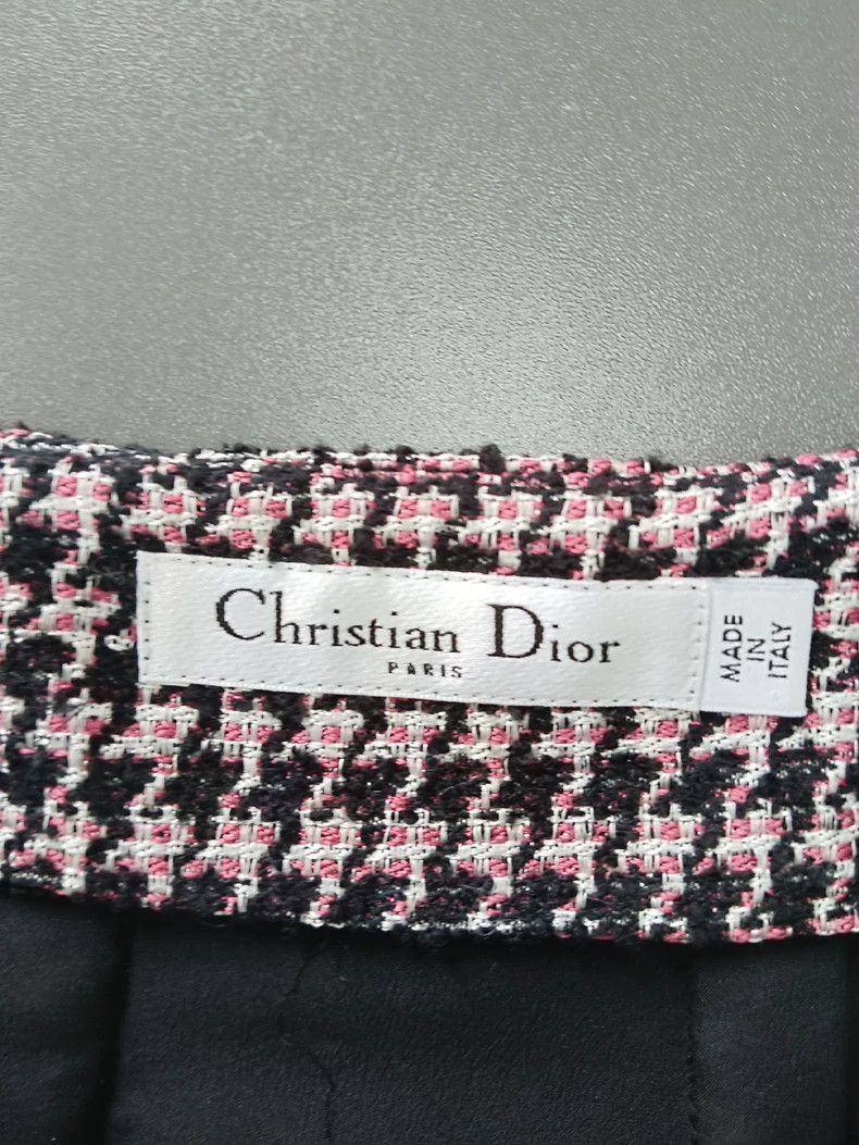 Dior Dior Thousand-bird checkered pleated skirt 2504-Nextarrow Size 27" / US 4 / IT 40 - 3 Thumbnail