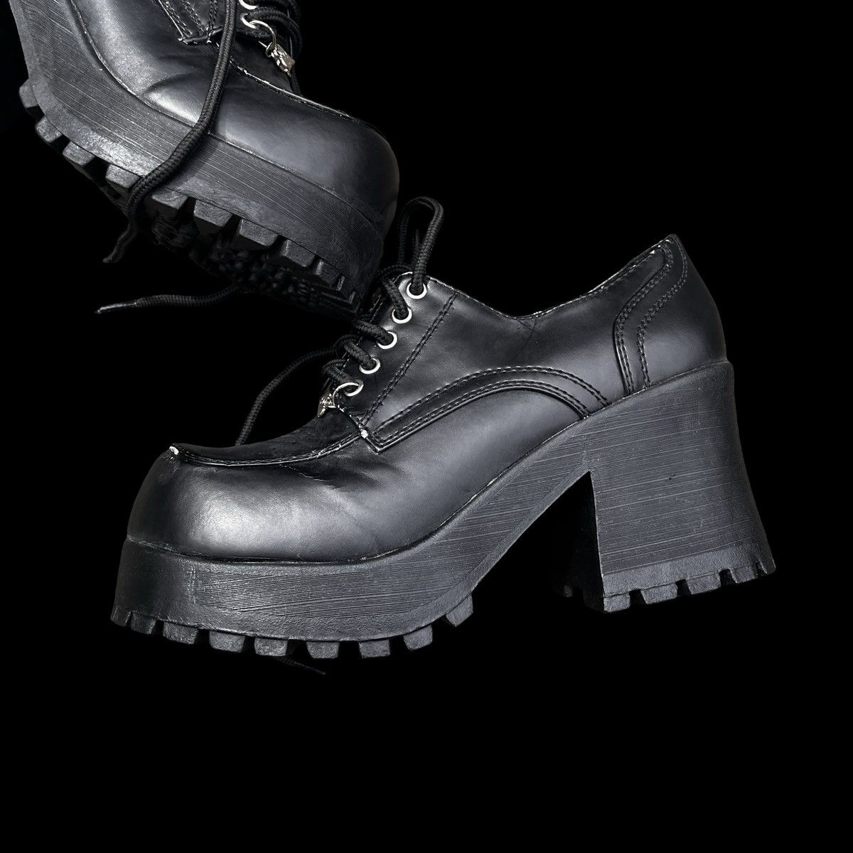 Other Vintage Black Faux Leather Platform Lace Up Boots Size US 10 / IT 40 - 1 Thumbnail