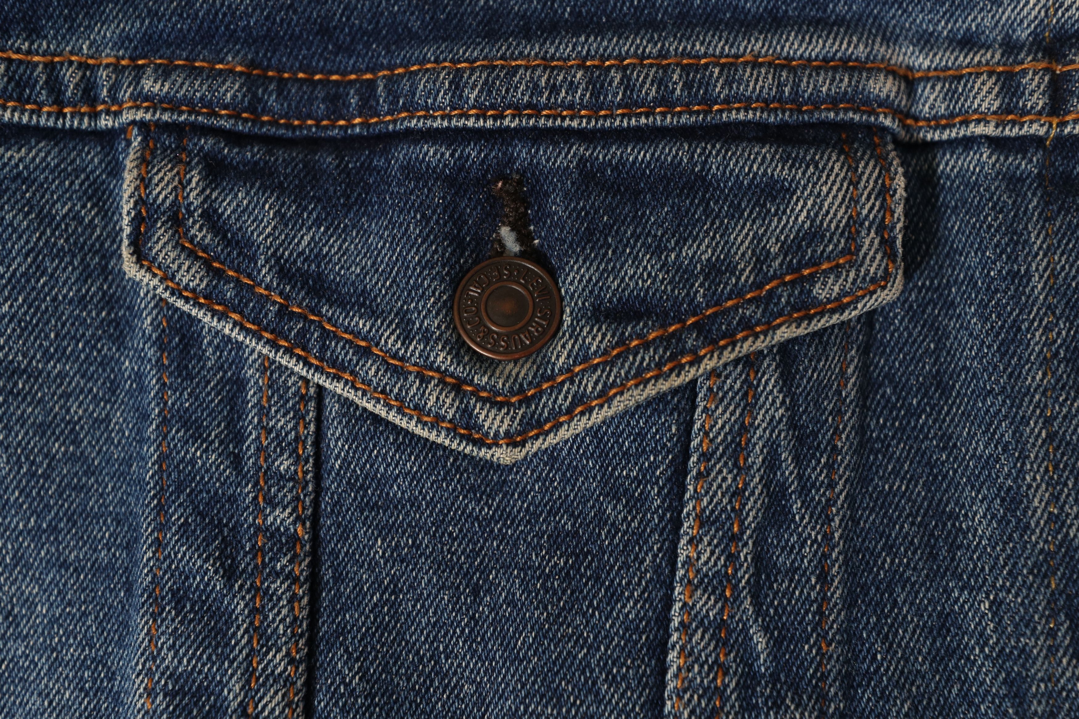 Levi's Levis Trucker Denim Jacket (L) Size US L / EU 52-54 / 3 - 8 Thumbnail