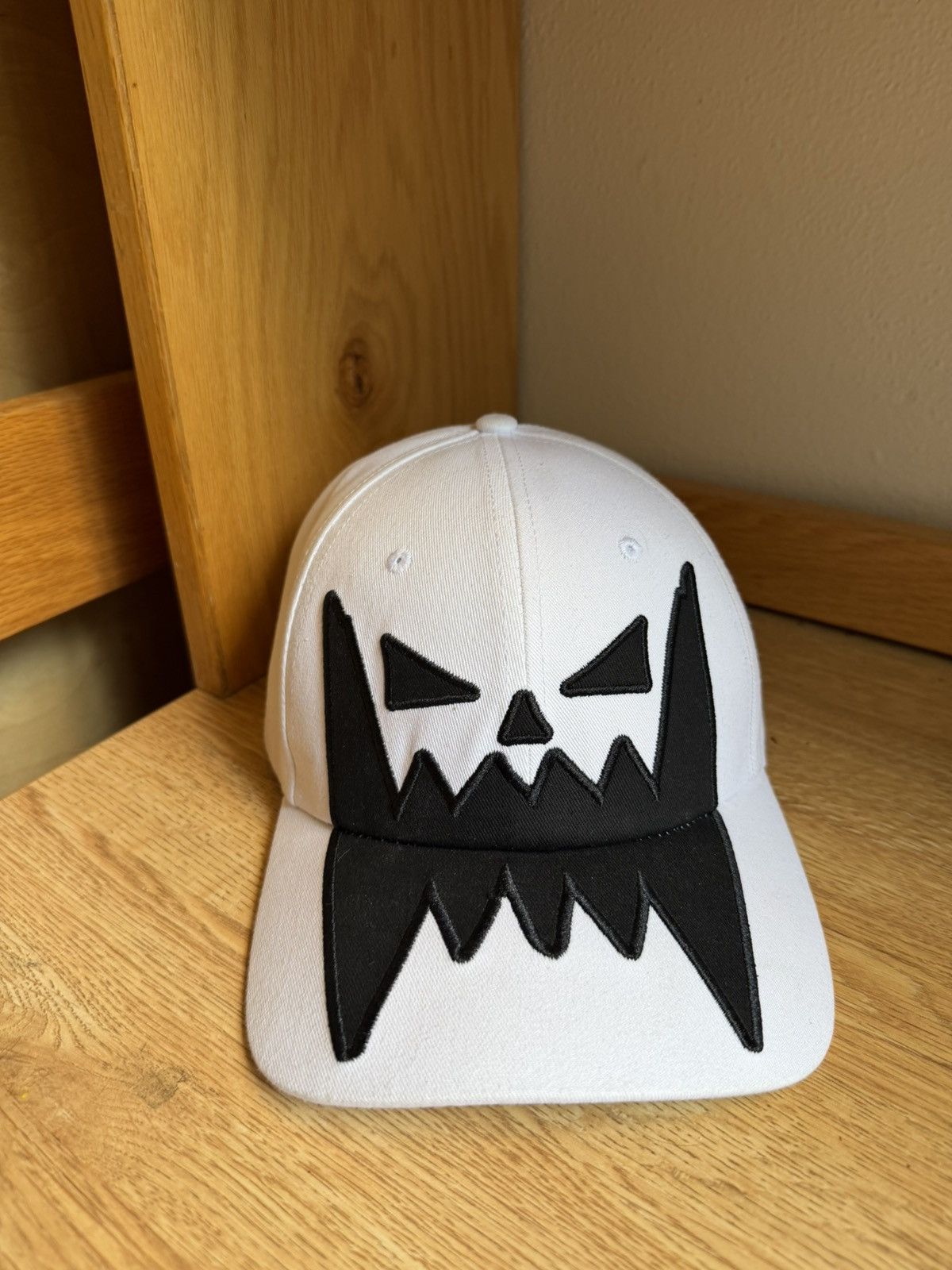 Asspizza Asspizza white pumpkin face hat. Size ONE SIZE - 1 Thumbnail