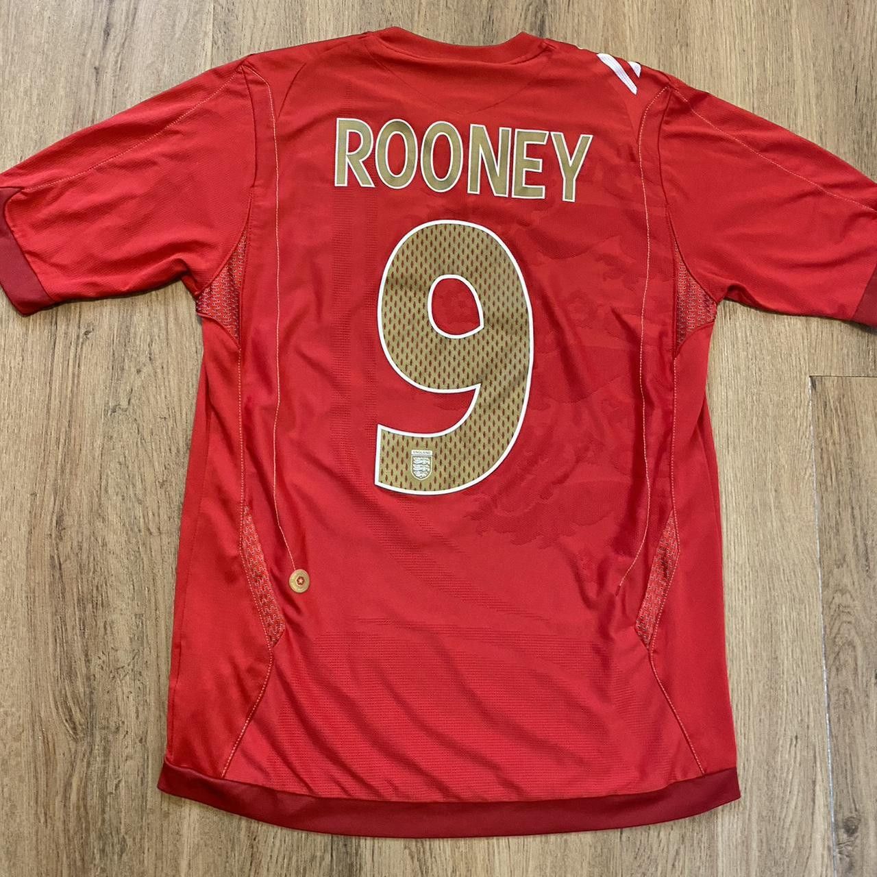 2006-08 England *9 Wayne Rooney Away Football Shirt Umbro