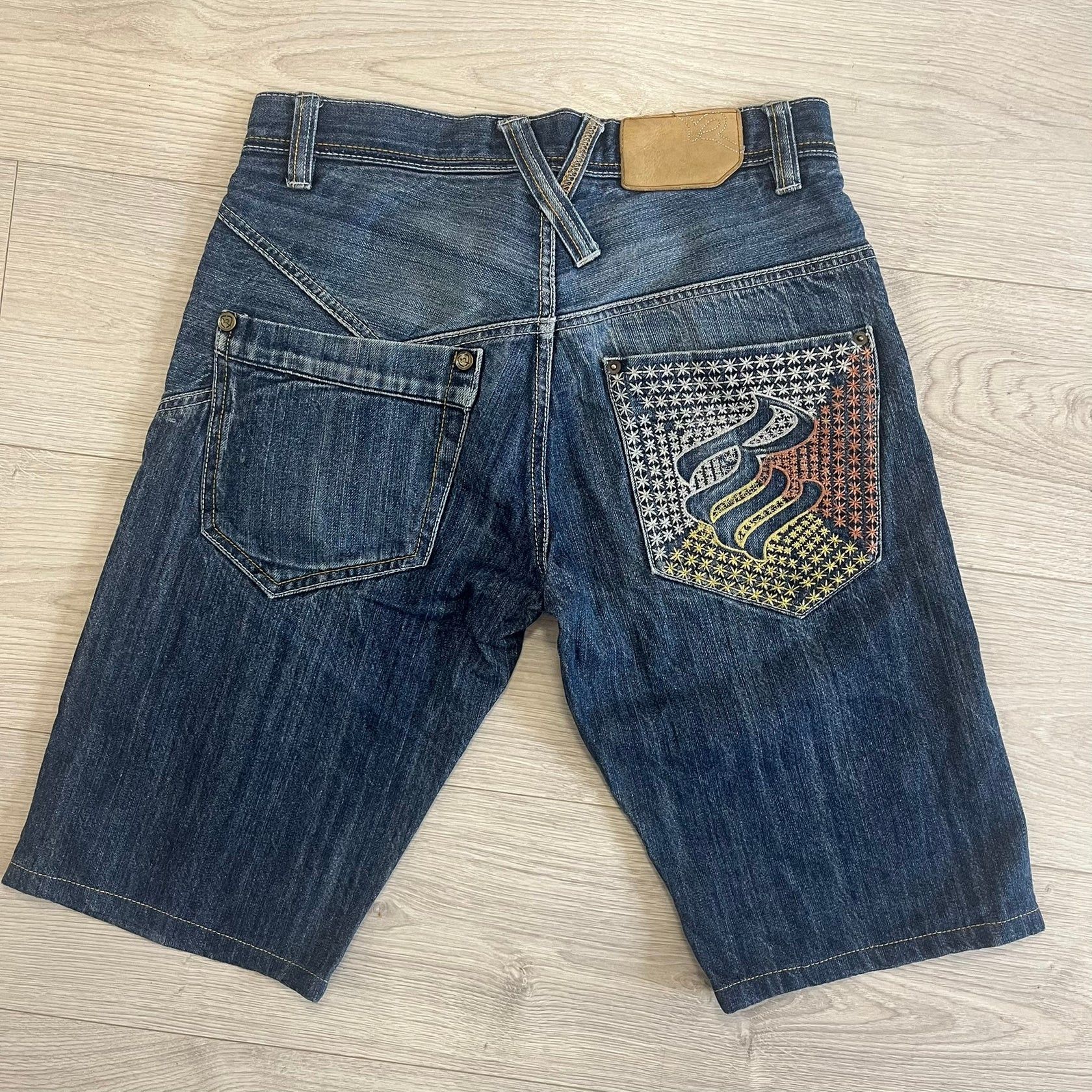 Rocawear rocawear embroided denim shorts Size US 31 - 1 Thumbnail