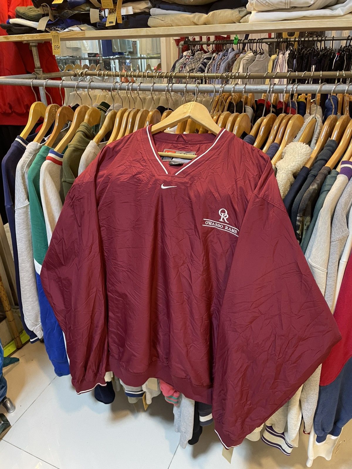 Nike Vintage Nike Team Center Swoosh Windbreaker Size US XL / EU 56 / 4 - 1 Thumbnail