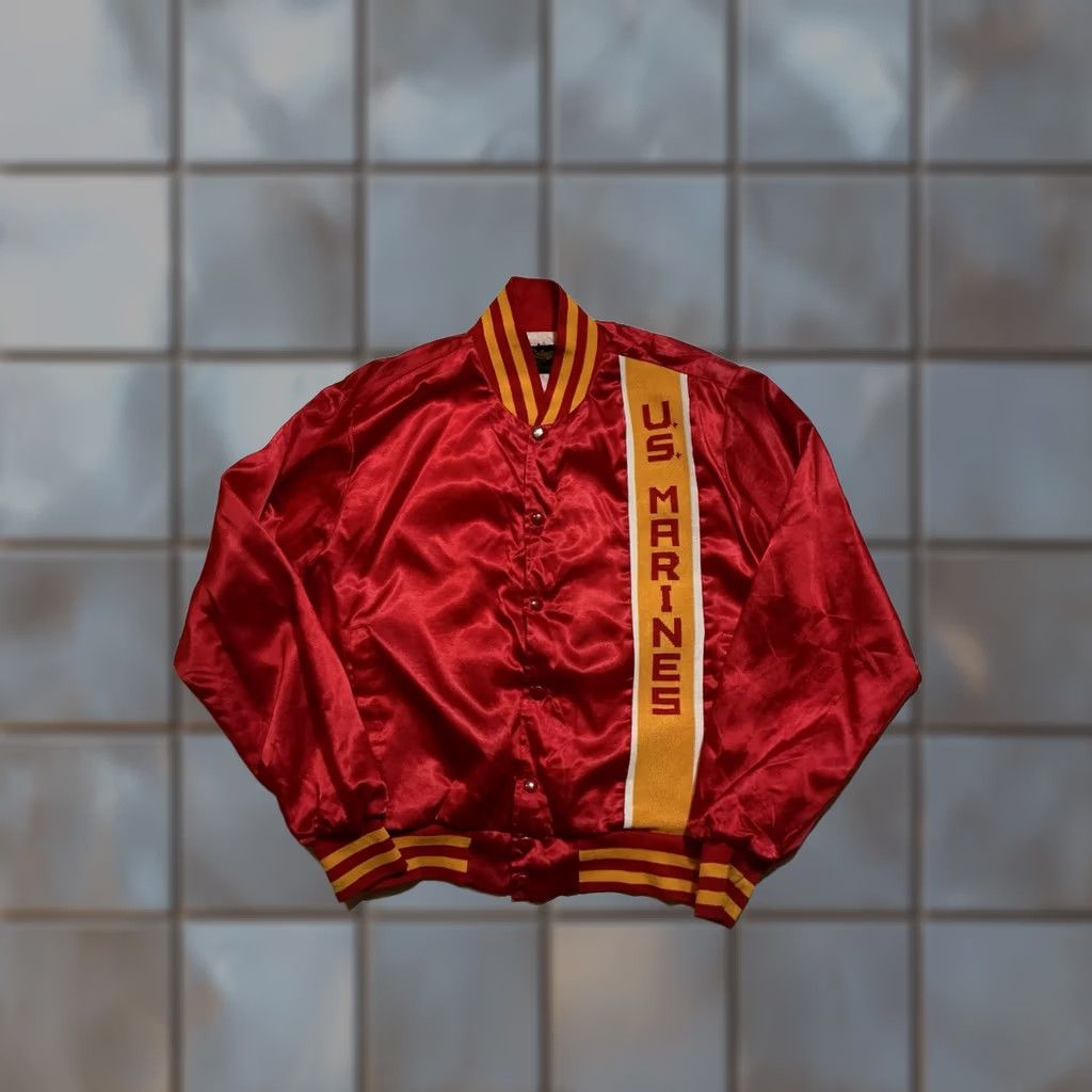 Vintage VINTAGE Swingster U.S. United States Marines Red Satin Bomber Jacket Sz. M Mens 1980s Satin Red Military Swingster Jacket Size US M / EU 48-50 / 2 - 1 Thumbnail