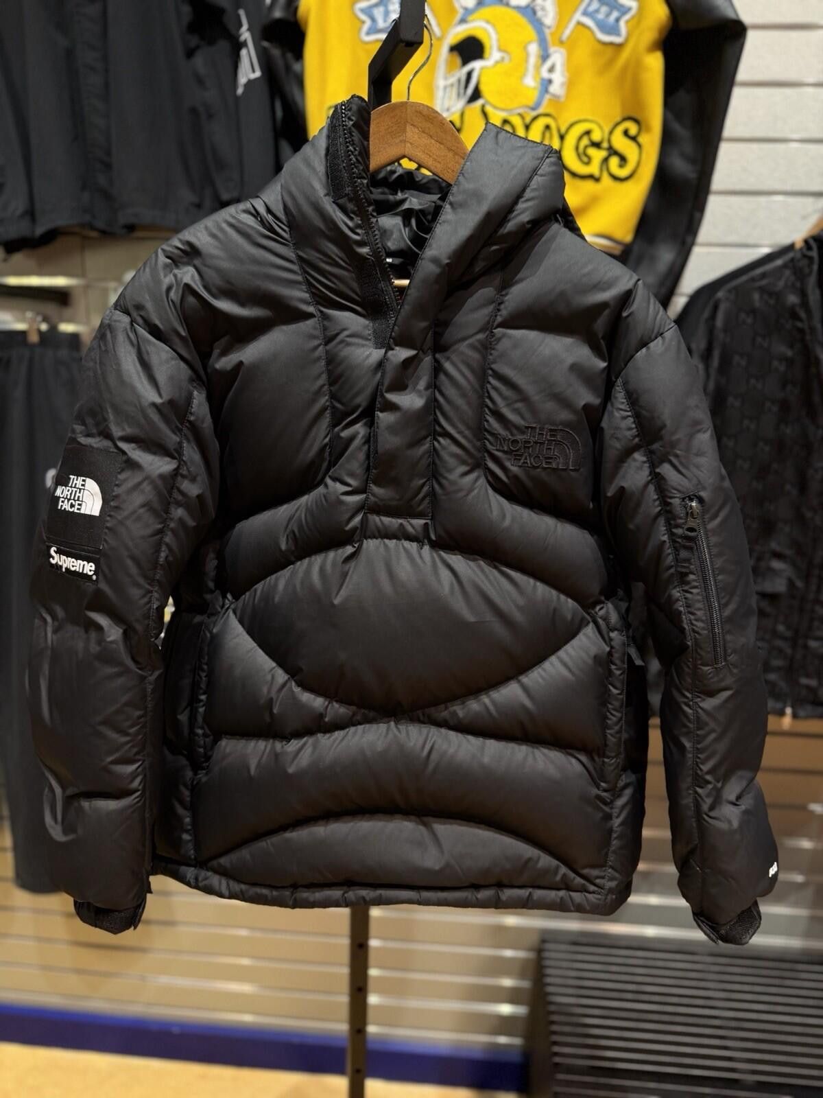 Supreme Supreme x The North Face 800 Puffer Jacket Size (Small) Size US S / EU 44-46 / 1 - 5 Thumbnail