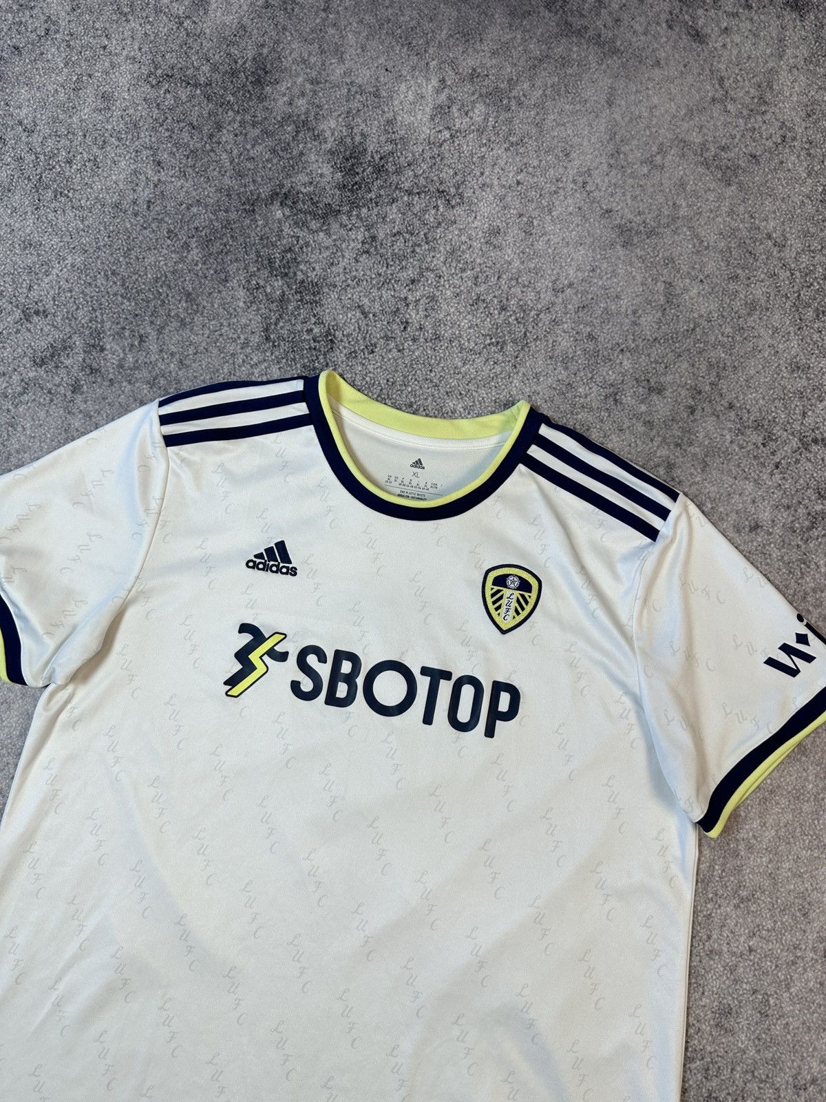 Adidas Adidas 9 Bamford Leeds United Soccer Jersey Blokecore XL Size US XL / EU 56 / 4 - 4 Thumbnail