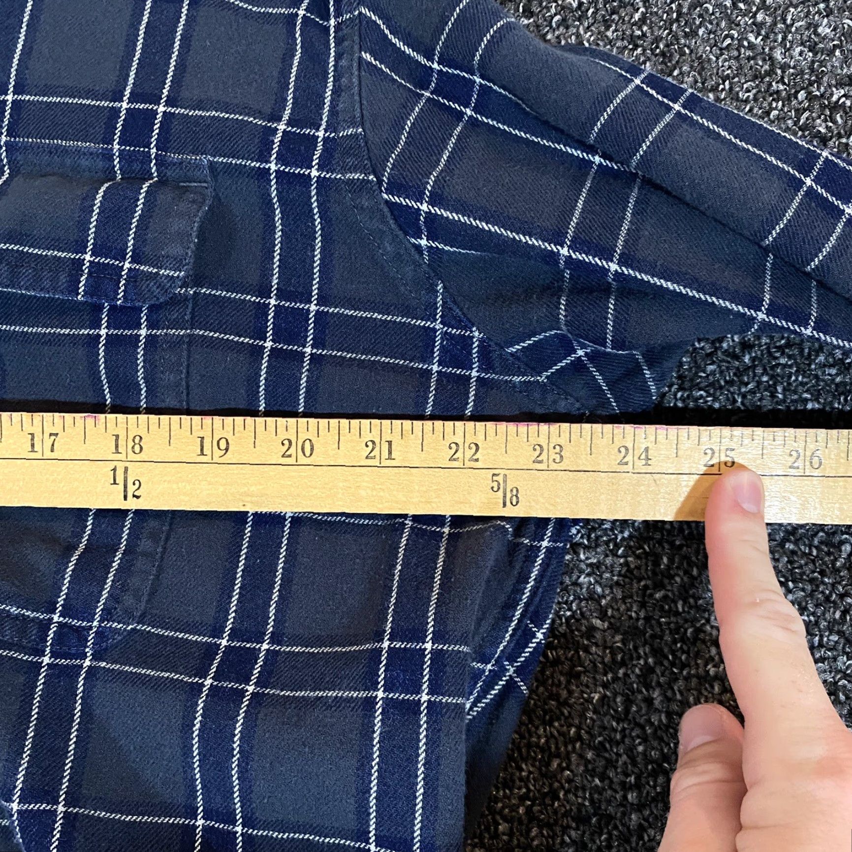 Filson VINTAGE Filson Shirt Mens Large Blue Plaid Button-Up Long Sleeve Flannel Hiking Size US L / EU 52-54 / 3 - 7 Thumbnail