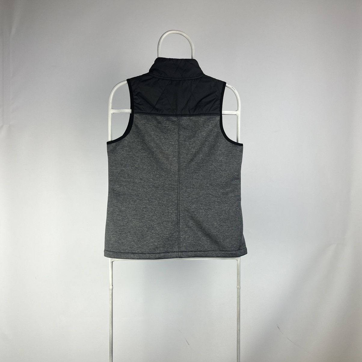 Oakley Oakley vest polyester size Medium Size M / US 6-8 / IT 42-44 - 2 Thumbnail