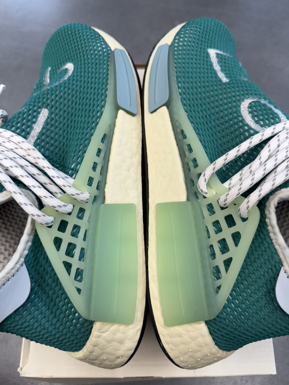 Adidas × Pharrell 2020 Adidas NMD Hu Pharrell Dash Green Size US 8.5 / EU 41-42 - 4 Thumbnail