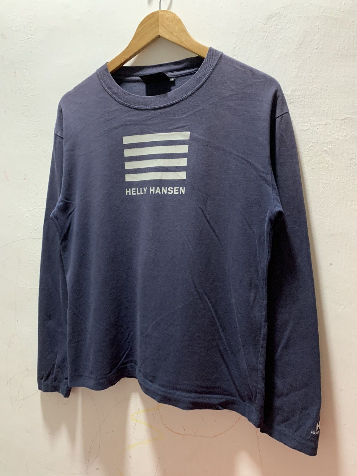 Helly Hansen Vintage Helly hansen longsleeve Crewneck Pullover Jumper Size US S / EU 44-46 / 1 - 3 Thumbnail