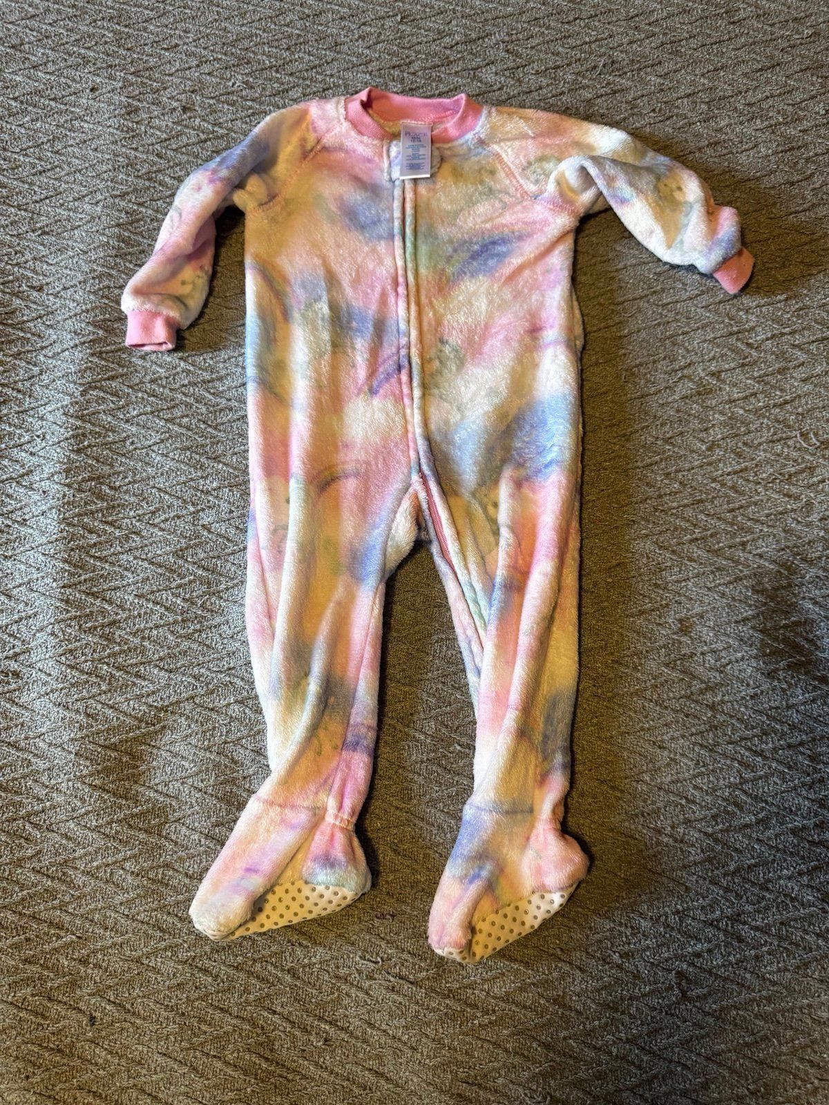 Designer 12-18 Month Fluffy Rainbow Footsie Size ONE SIZE - 1 Thumbnail