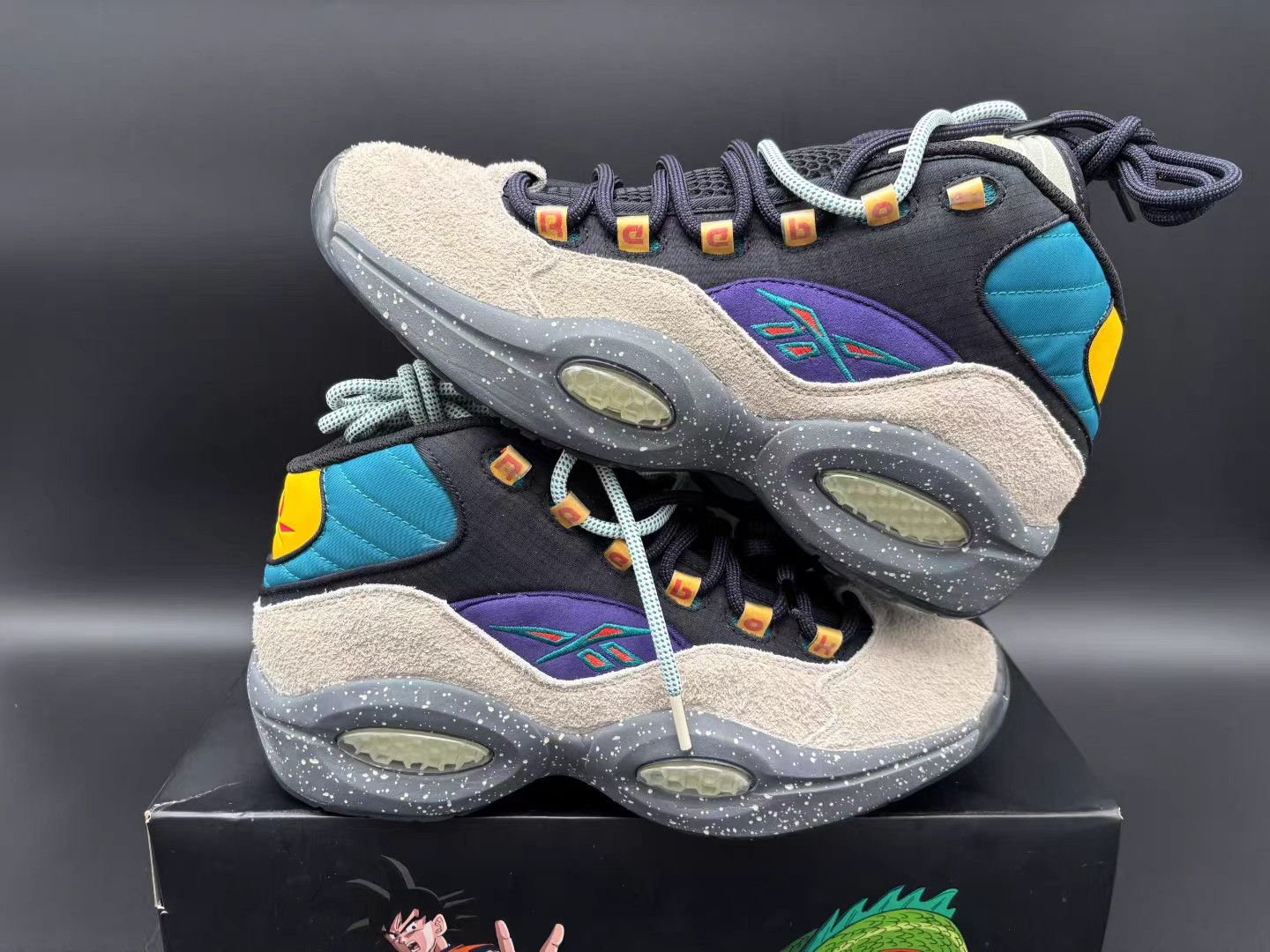 Reebok Reebok Question Mid Basketball Shoes K15 Size US 10 / EU 43 - 4 Thumbnail