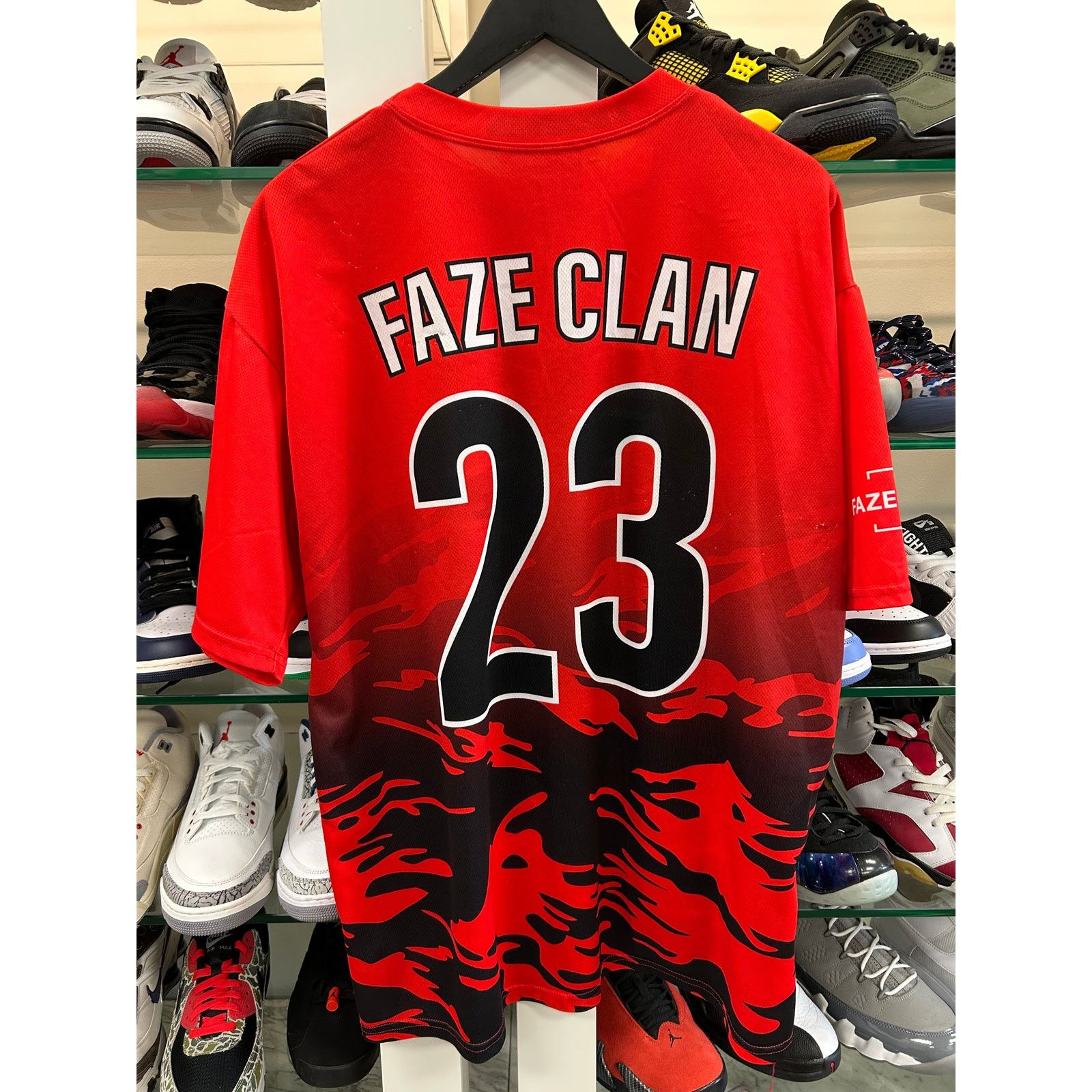 FaZe Faze Clan ESports Gaming jersey 23 red black size XL B14 Size US XL / EU 56 / 4 - 2 Thumbnail