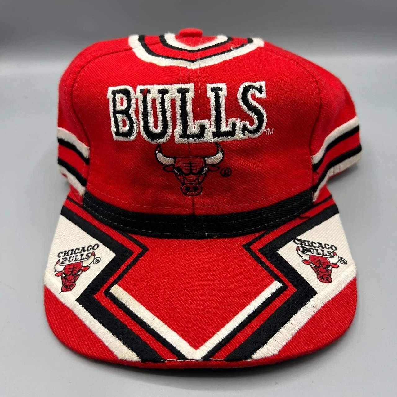 Other × Vintage Chicago Bulls Hat Men Red Green Jersey TEI NBA Snap Back Cap Size ONE SIZE - 1 Thumbnail
