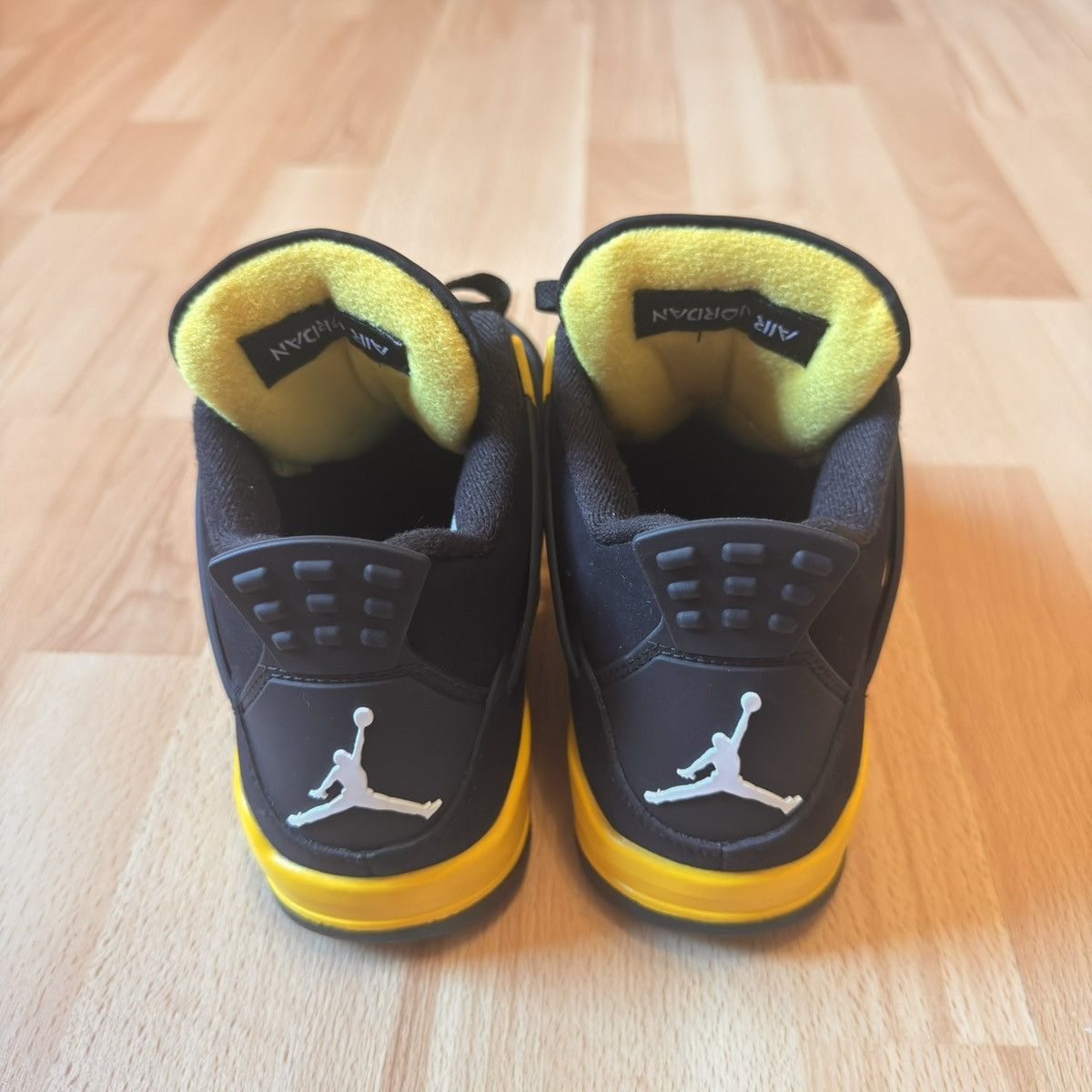 Jordan Brand Jordan 4 thunder 2023 Size US 7.5 / EU 40-41 - 5 Thumbnail