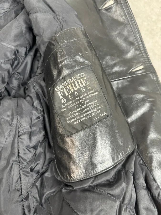 Gianfranco Ferre 2000s Gianfranco Ferré Black Leather Trucker Jacket Size US M / EU 48-50 / 2 - 10 Thumbnail