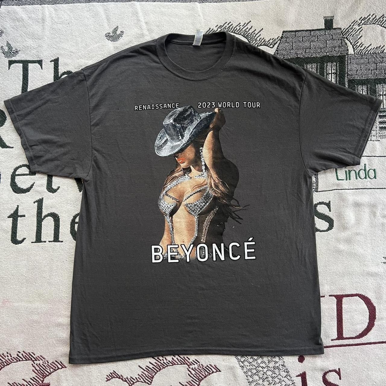 Beyonce × Designer Vintage Y2K Beyoncé Renaissance World Tour Graphic Tee! Size US XL / EU 56 / 4 - 1 Thumbnail